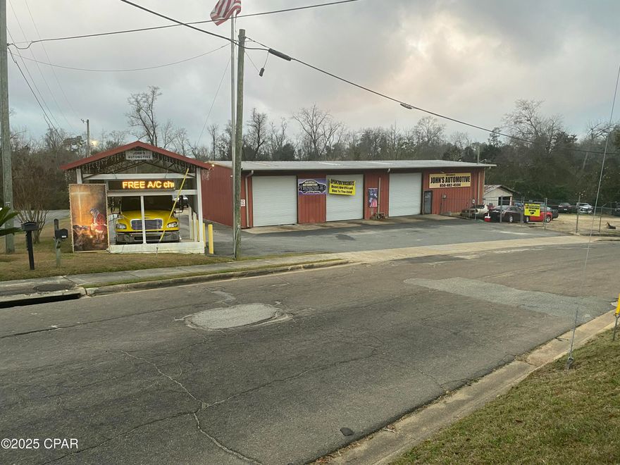 GREAT INVESTMENT OPPORTUNITY 
This is the sale of two ongoing profitable existing businesses! Sale will include all property, buildings, impound yard, lifts, diagnostic equipment, A/C recovery-recycling equipment, all tools and boxes, specialty tools, extensive video/camera system and everything you need to operate a successful automotive repair shop. ALSO, you get a complete towing service, including one recovery rollback / one rollback / one wrecker. You will have business name / clientele / accounts - payable, receivable and owner is willing to work with buyer for a smooth transition making it easy to start off with complete success. To much to list so please reach out with any interest or questions.