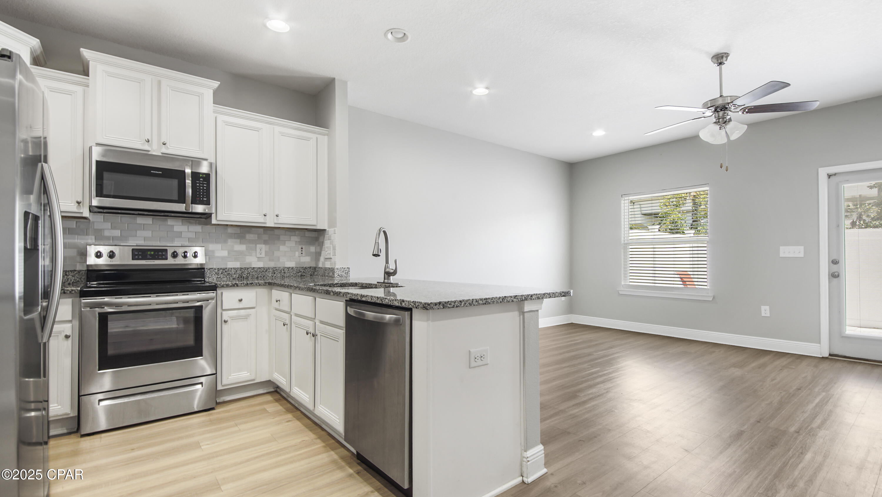 Hathaway Townhomes - Residential Lease