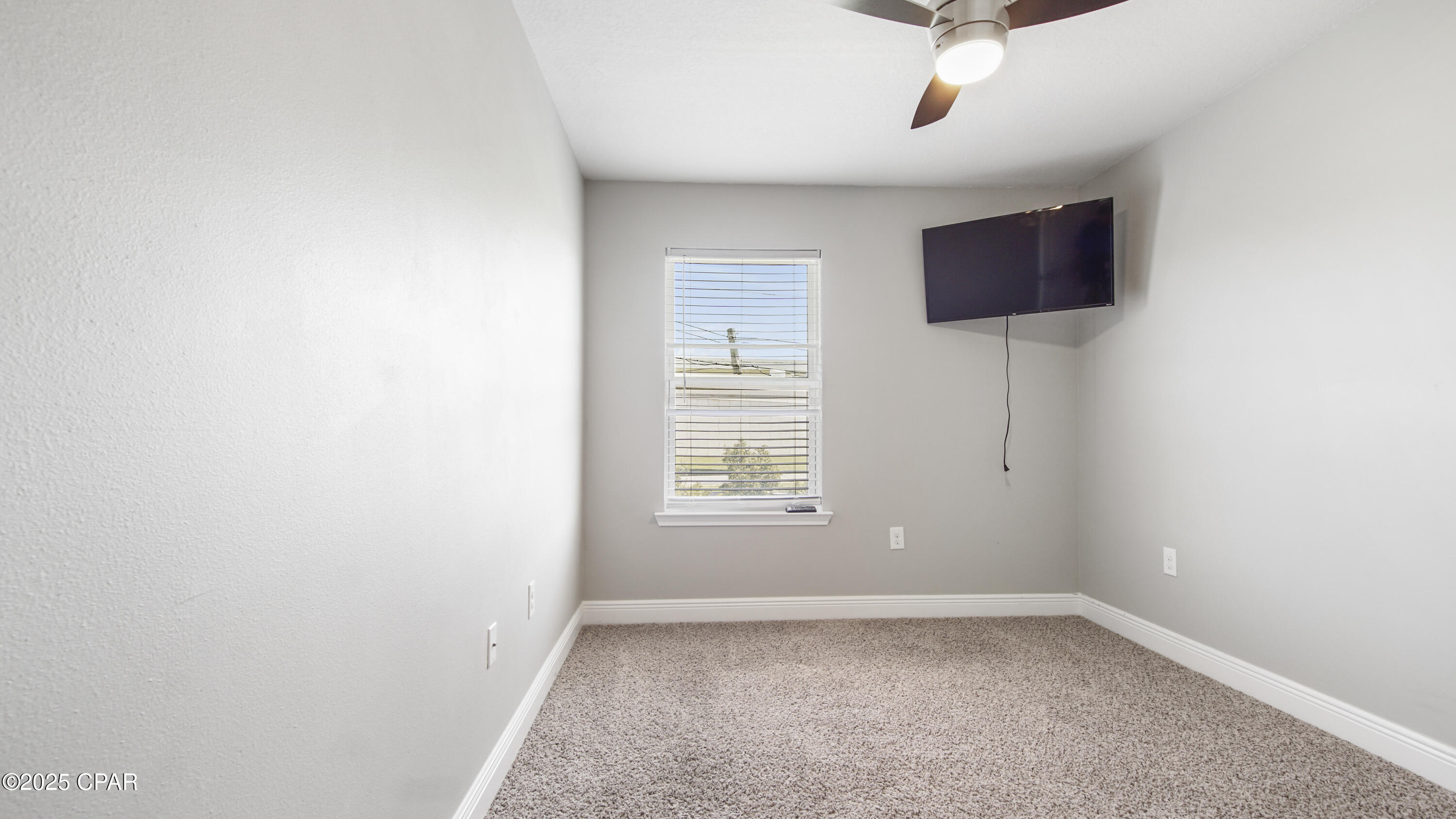 Hathaway Townhomes - Residential Lease