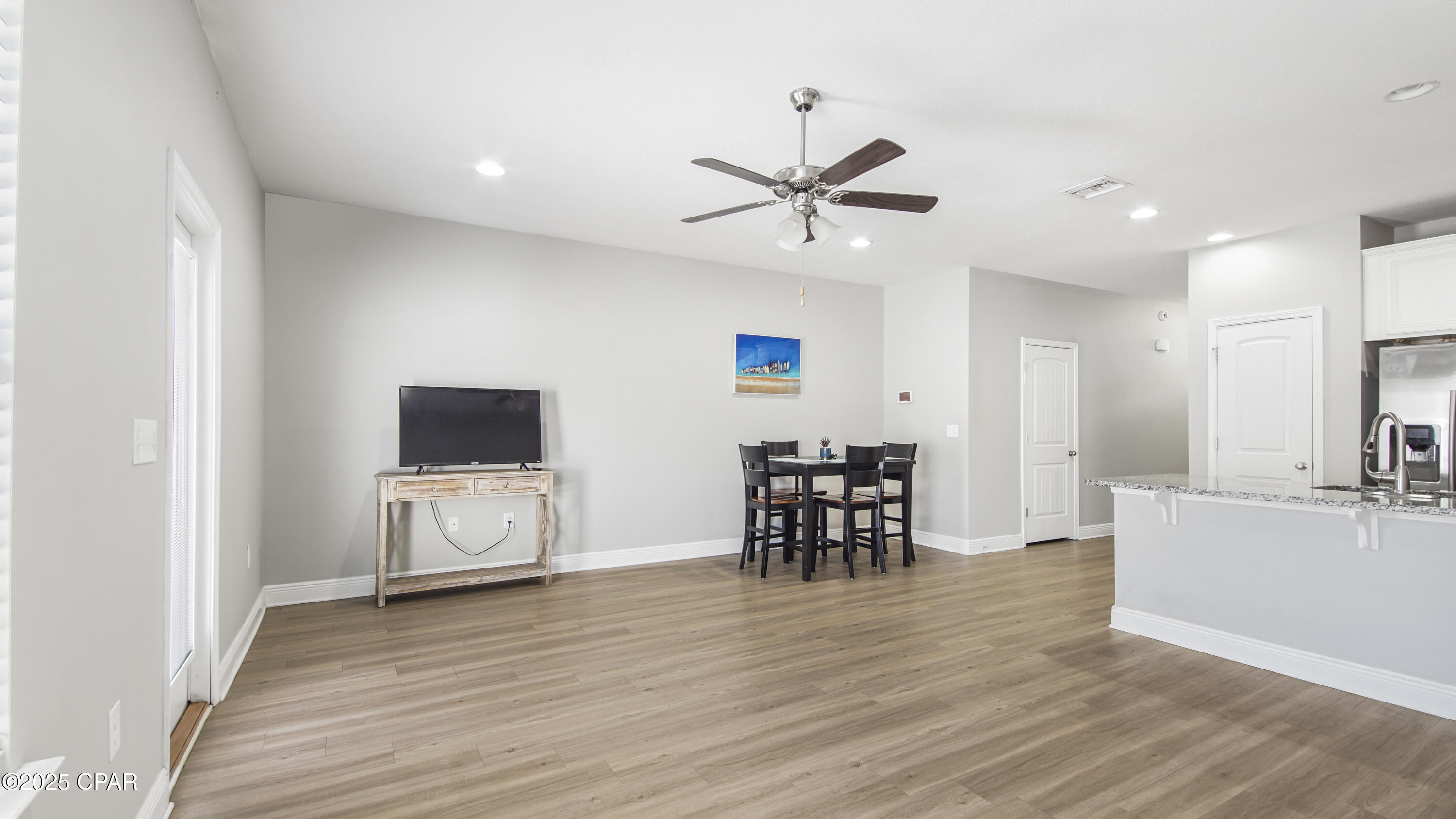 Hathaway Townhomes - Residential Lease