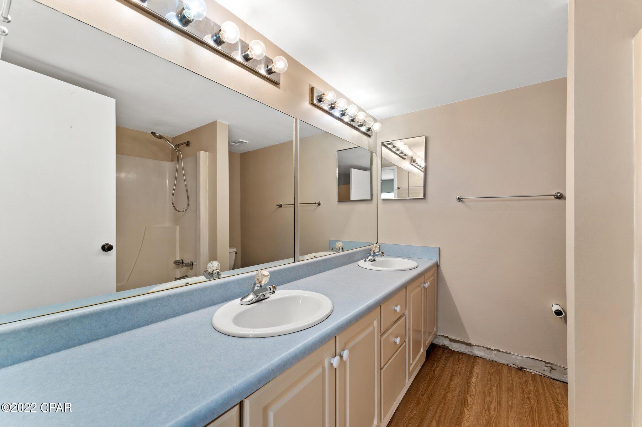 Pinnacle Port - Residential