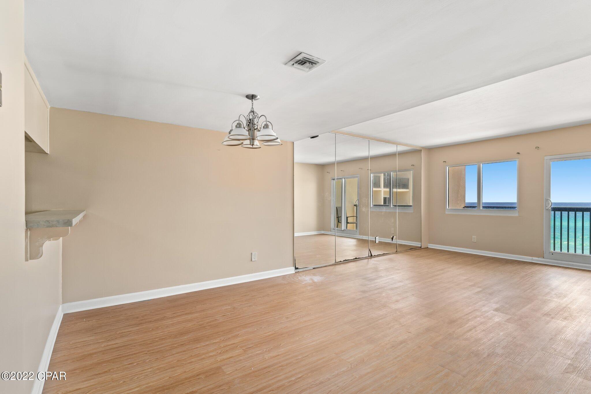 Pinnacle Port - Residential