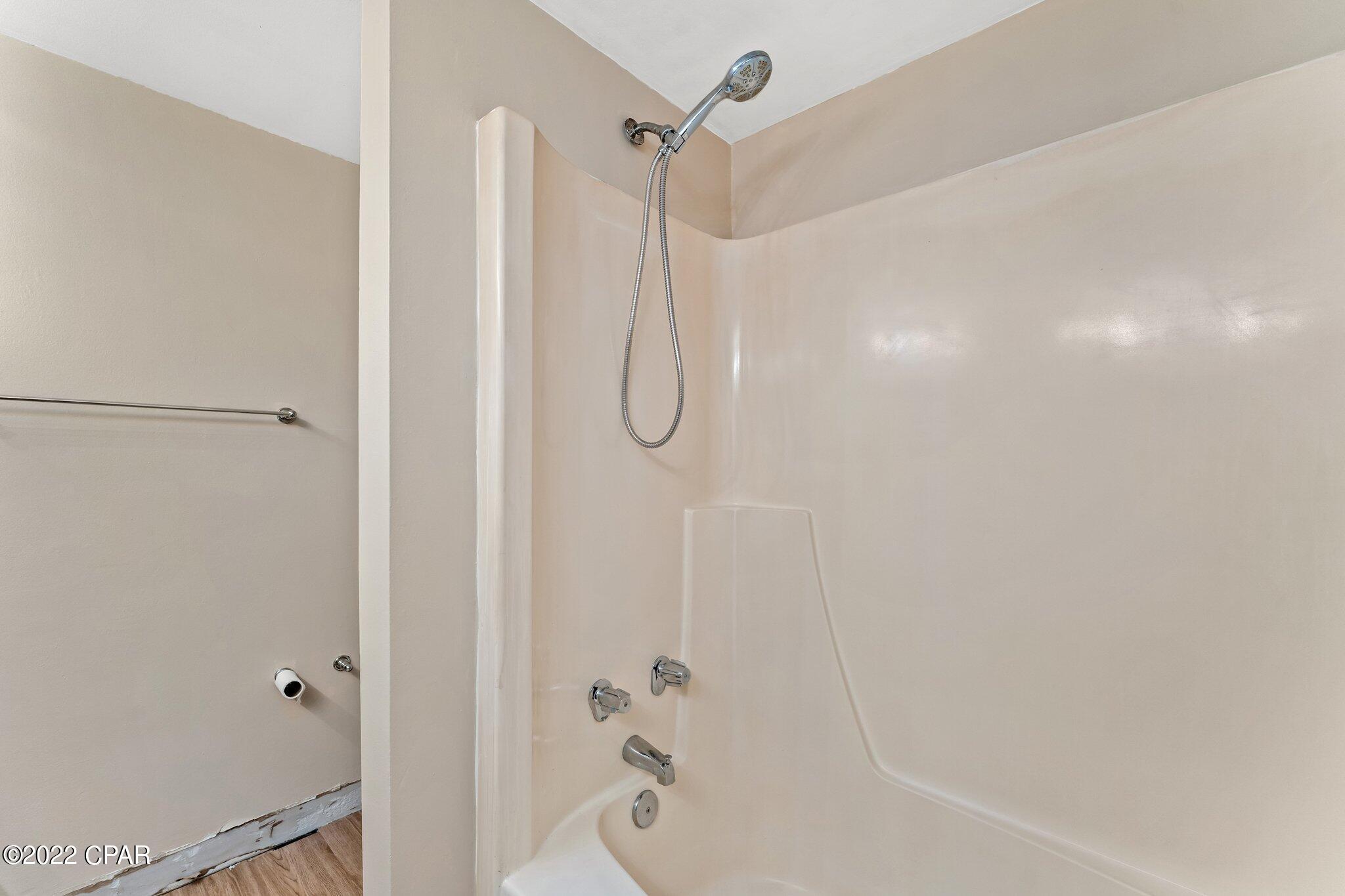 Pinnacle Port - Residential