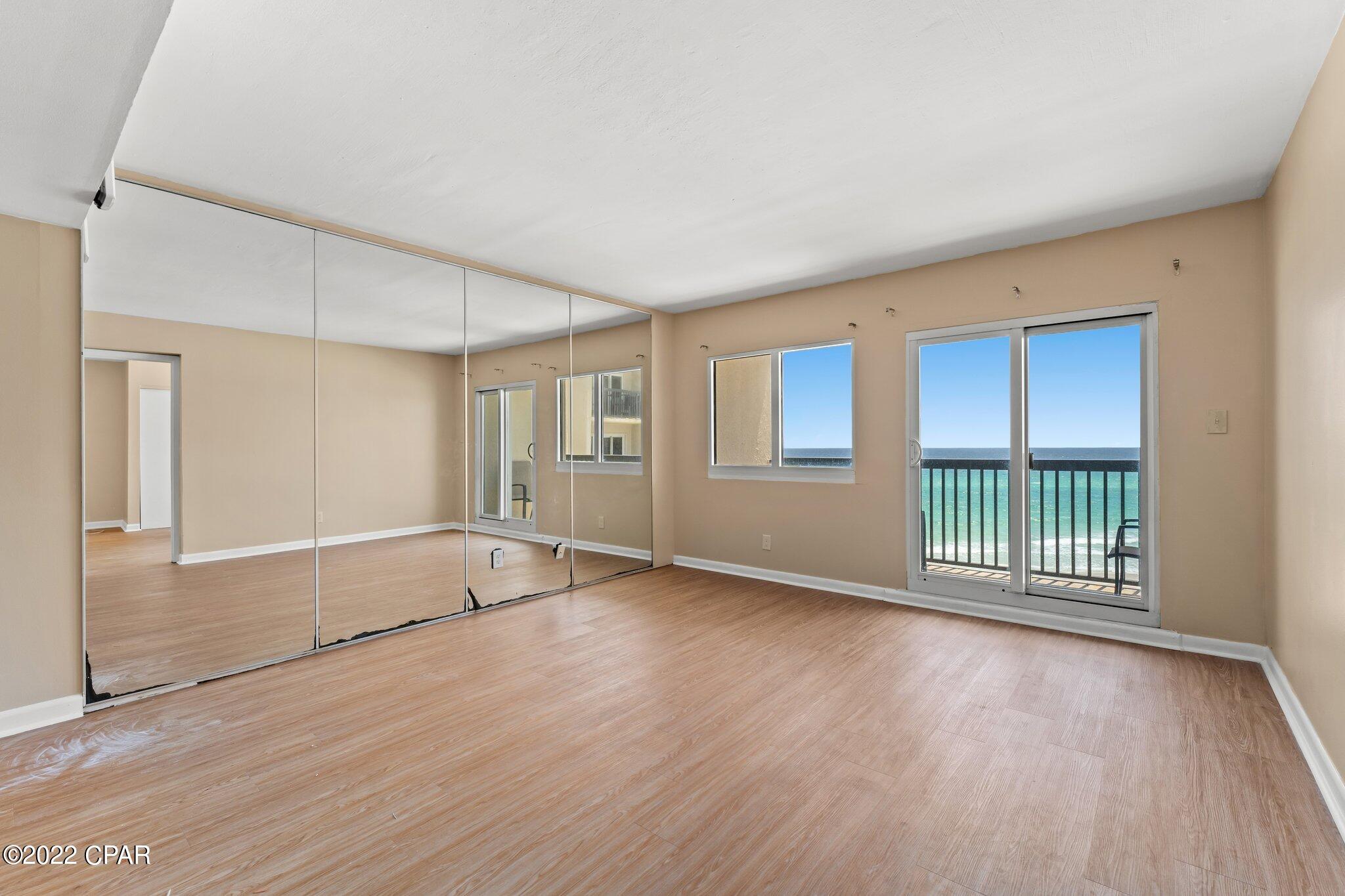 Pinnacle Port - Residential