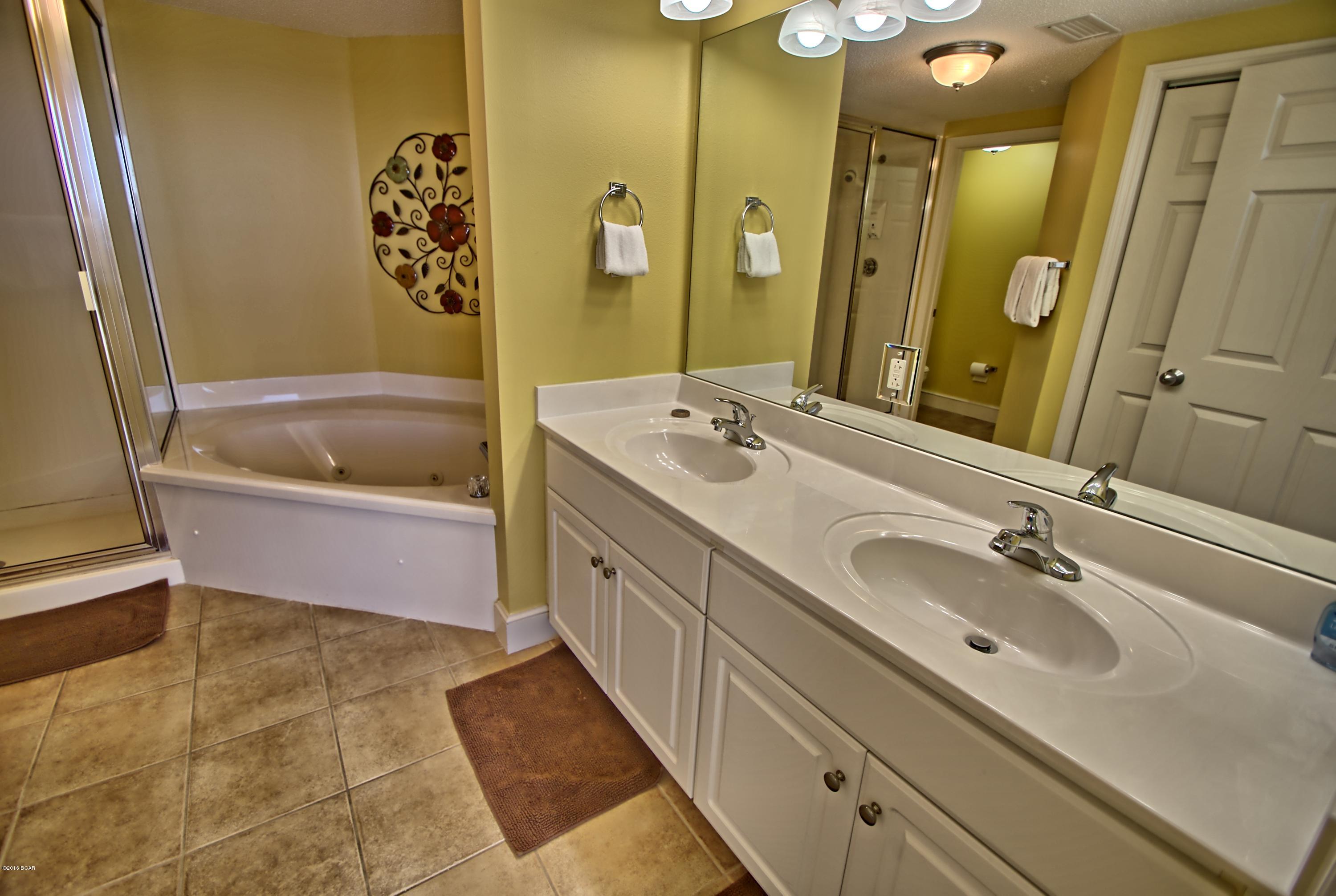 Majestic Beach Tower I - Residential