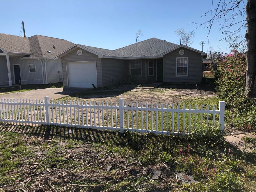 MOVE IN READY 3 BEDROOM, 2 BATH HOME IN DESIRABLE LYNN HAVEN. MINOR STORM DAMAGE HAS BEEN REPAIRED. GREAT LOCATION CLOSE TO SHOPPING, BANKING, RESTAURANTS AND MUCH MORE. SPLIT FLOOR PLAN WITH SINGLE CAR GARAGE. LARGE EAT-IN KITCHEN AREA. OUTSIDE FEATURES LOW MAINTENANCE VINYL SIDING AND A SUN-ROOM. THIS ONE WANT LAST LONG. MAKE AN APPOINTMENT TODAY.