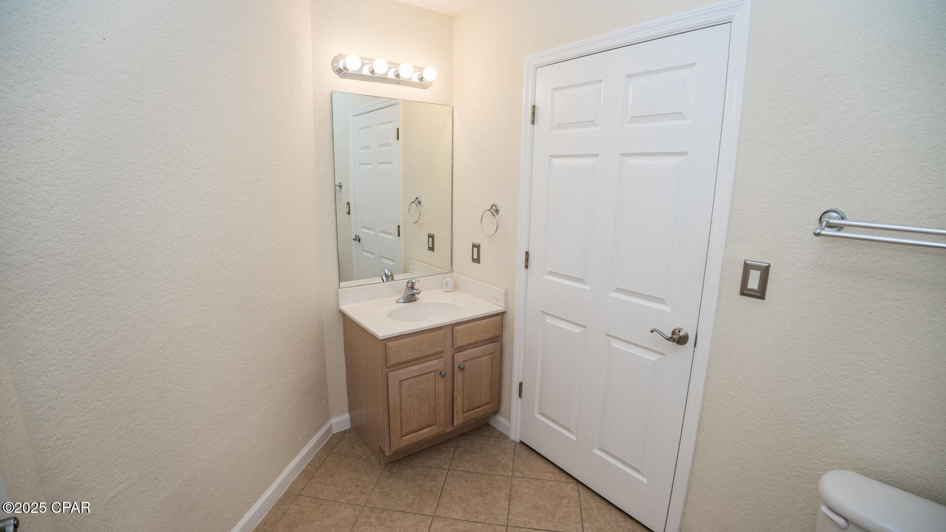 Hibiscus By The Bay - Residential