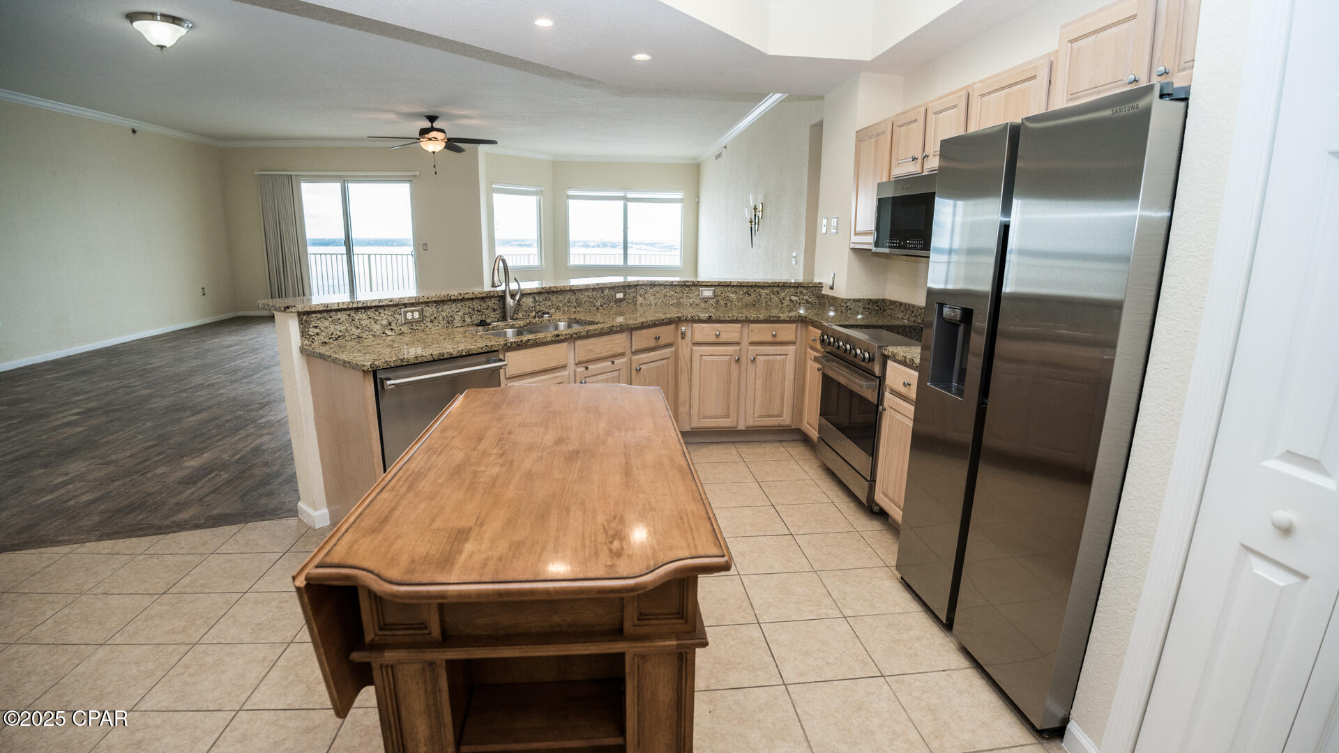 Hibiscus By The Bay - Residential