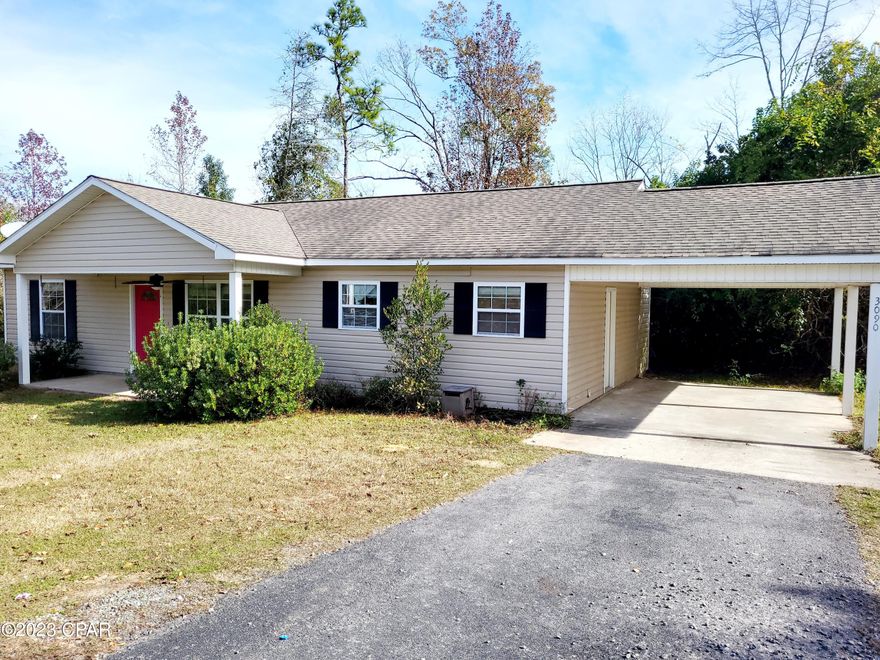 This 3/2 Home won't be on the market long!  Close to Chipola College and Jackson Hospital, this home is move in ready.  Master bath has walk in shower!  Split floor plan with Open Living/Dining and Kitchen.  Enjoy your screened back porch and deck.  This home is at the end of the paved street and there are only 2 homes on on this private street. Lots of Privacy and low maintenance.  You are going to love all this home has to offer!