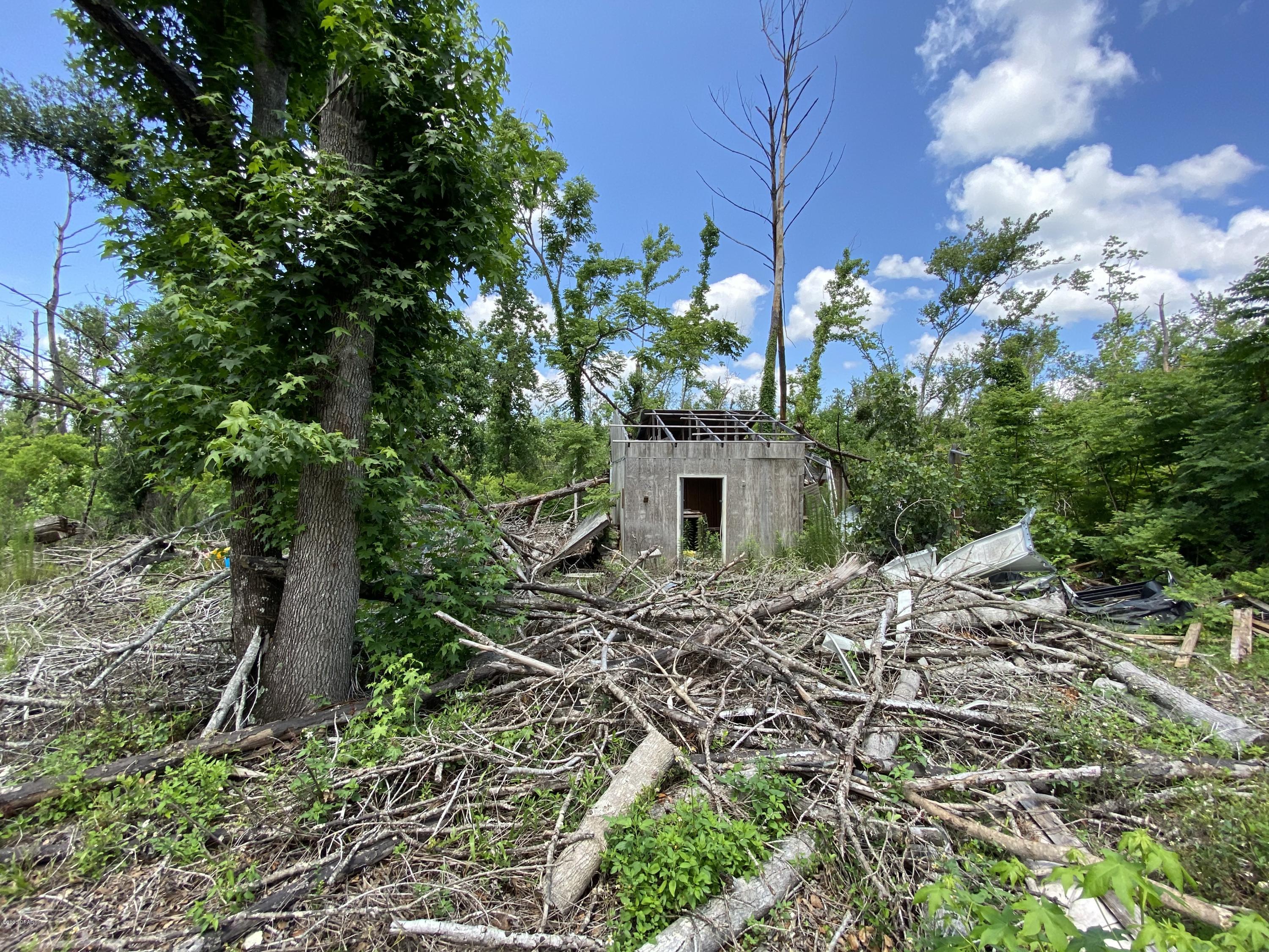 [No Recorded Subdiv] - Land