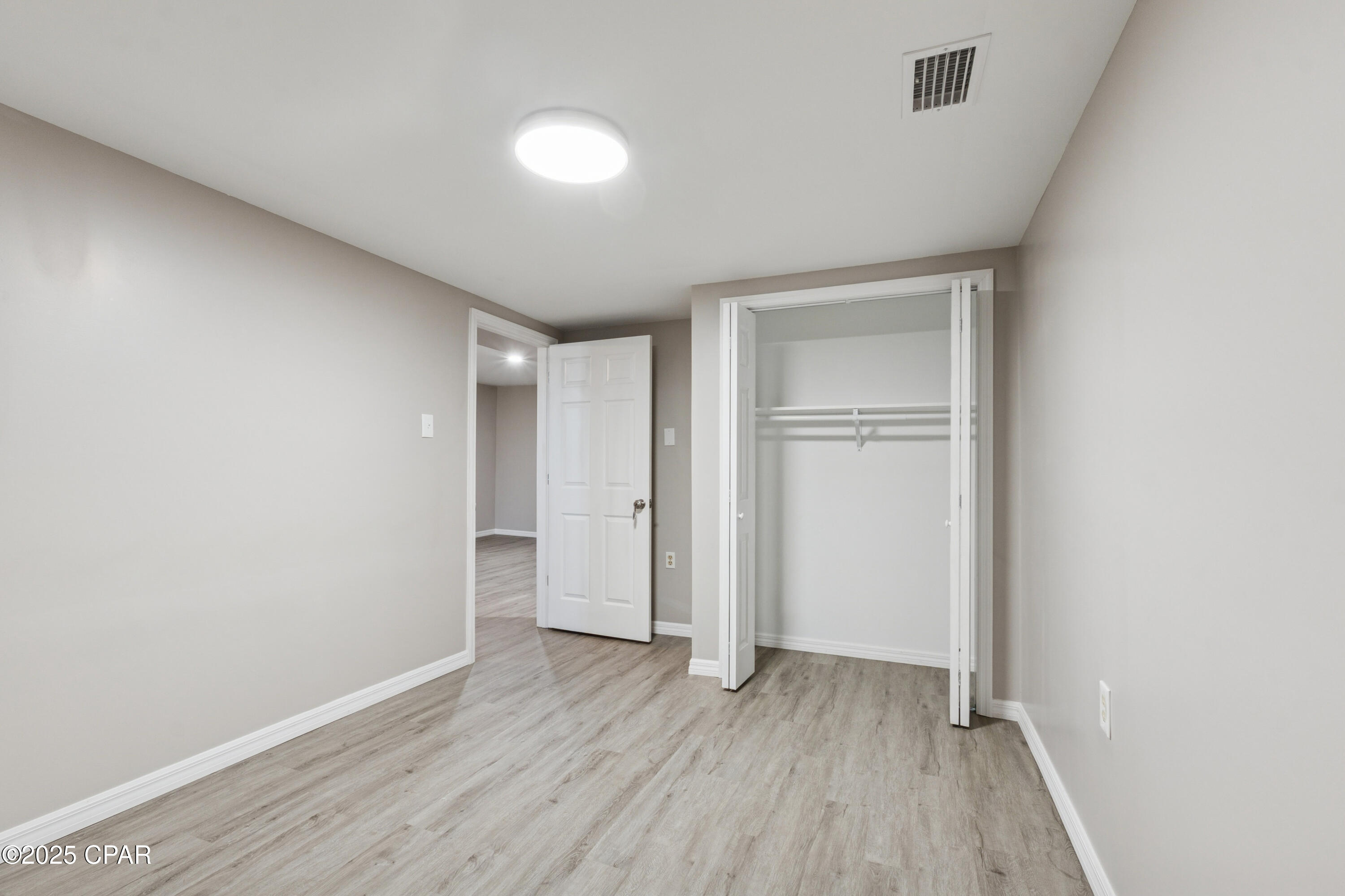 Compass Lake In The Hills - Residential