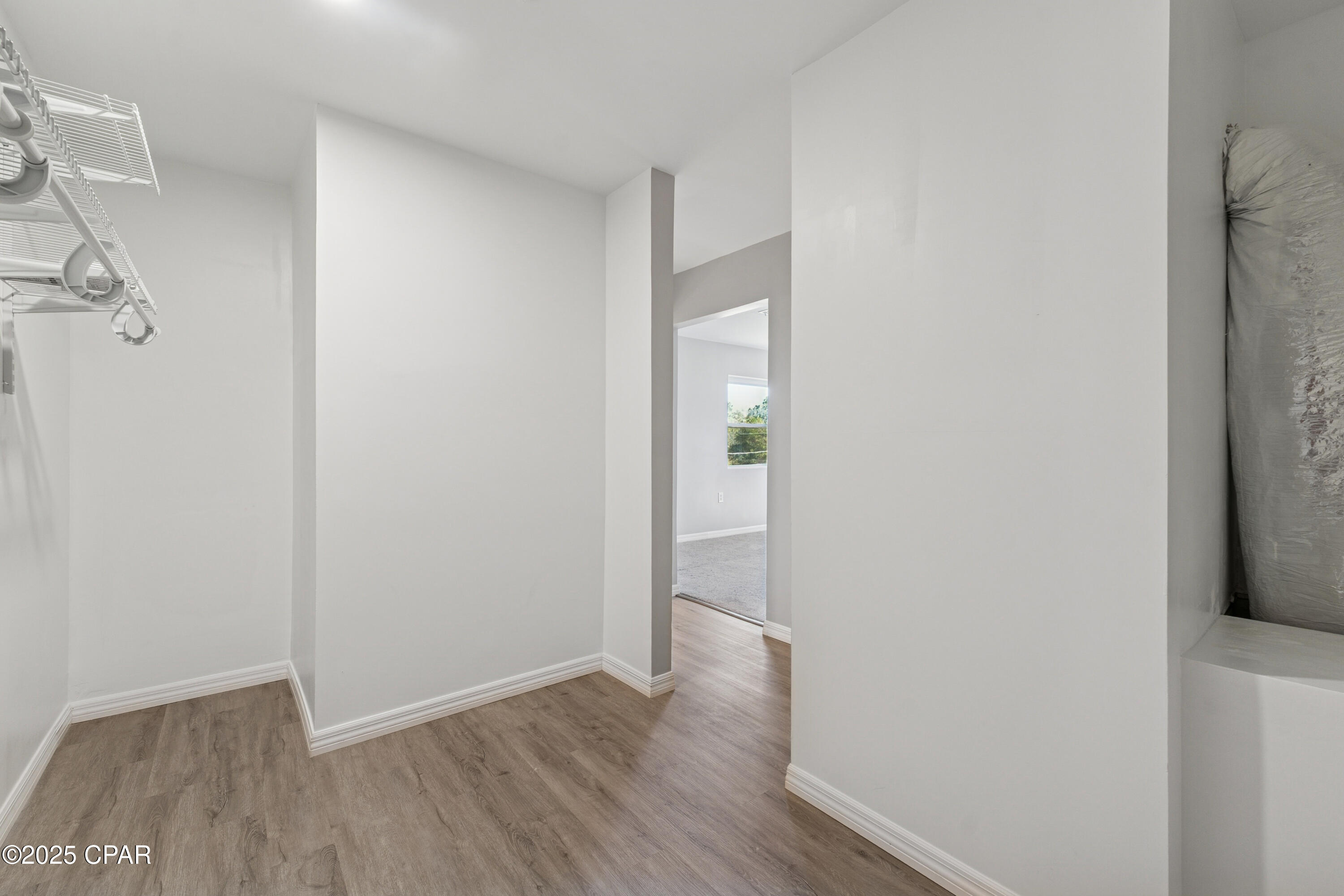 Compass Lake In The Hills - Residential