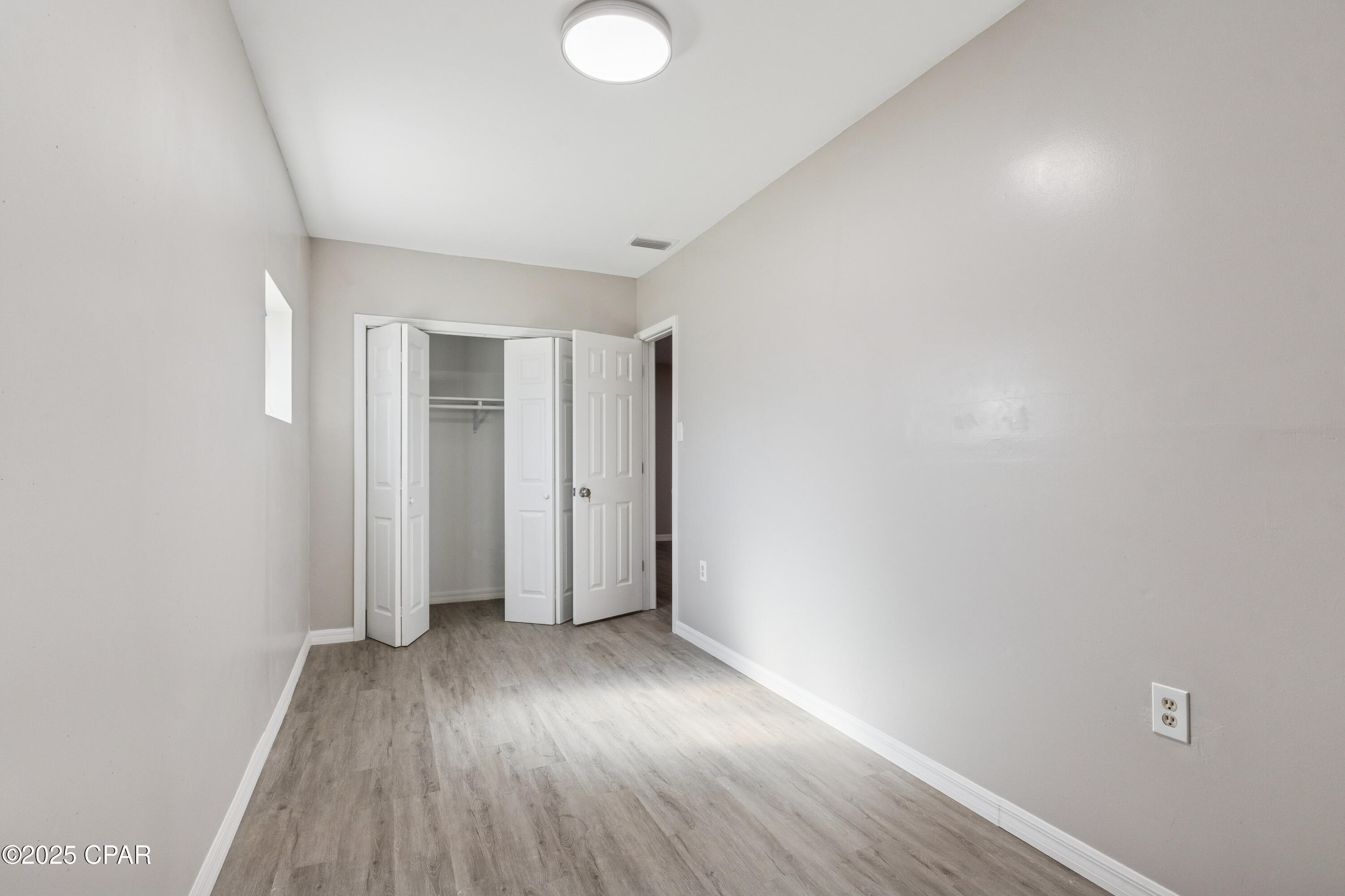 Compass Lake In The Hills - Residential