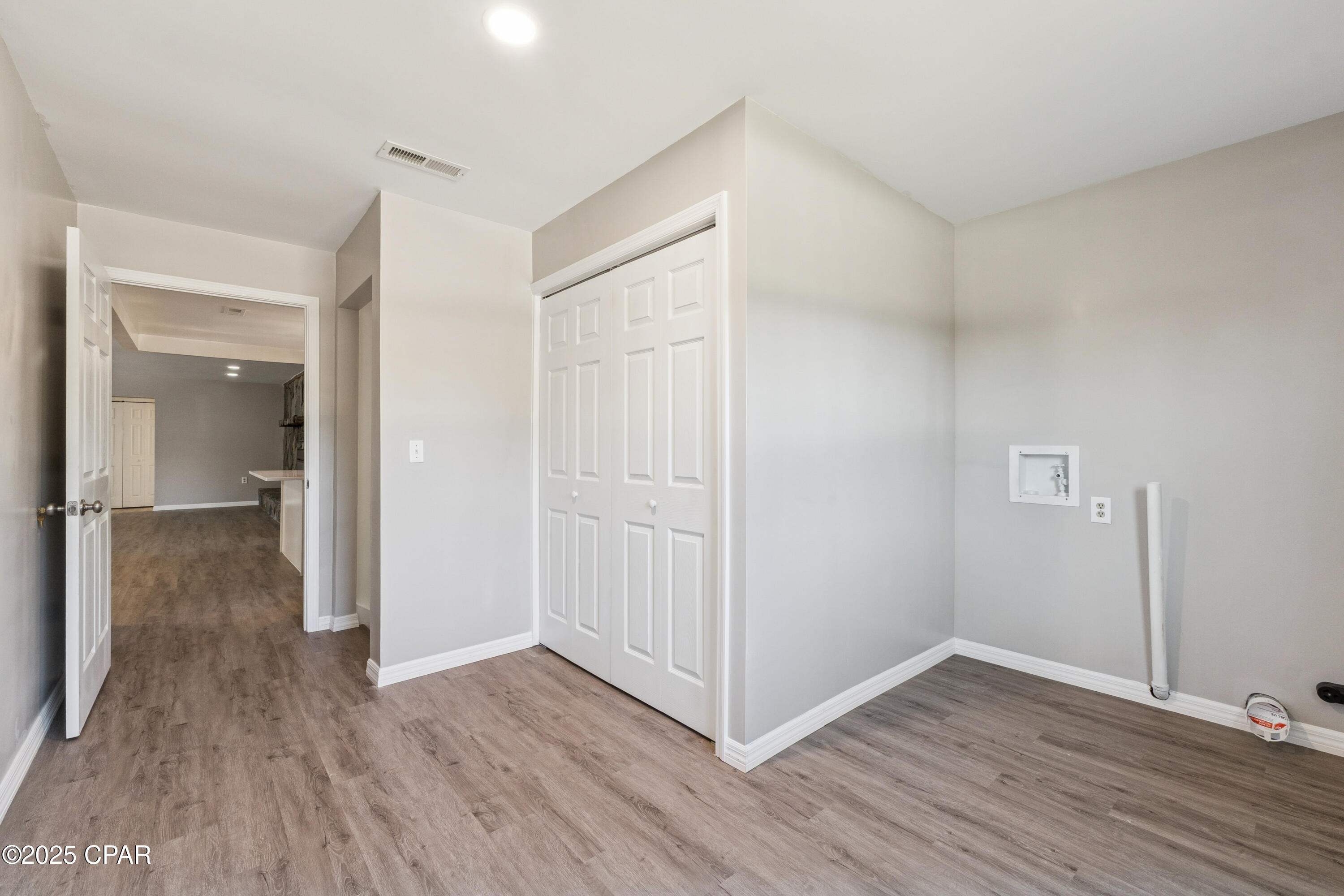 Compass Lake In The Hills - Residential