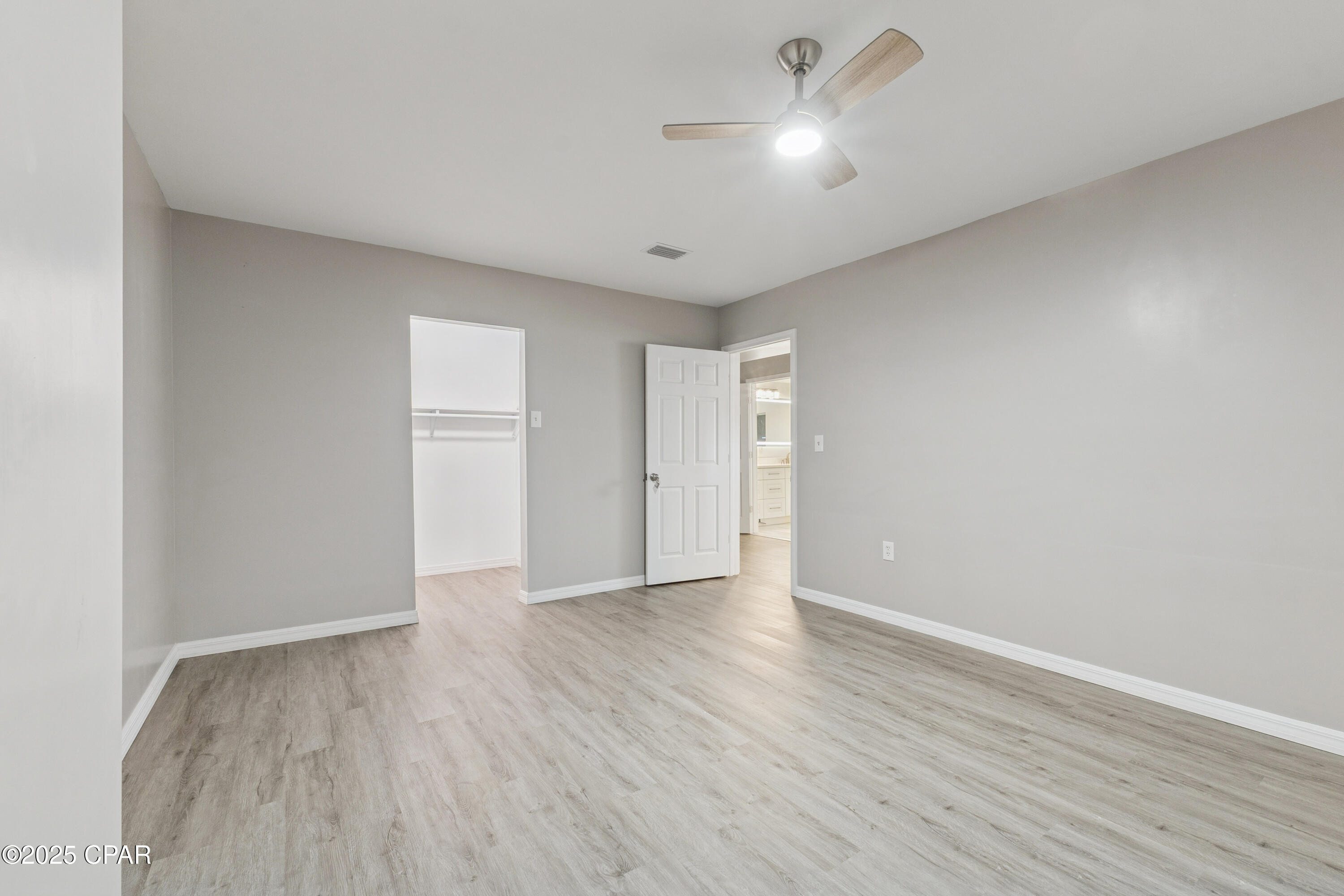 Compass Lake In The Hills - Residential