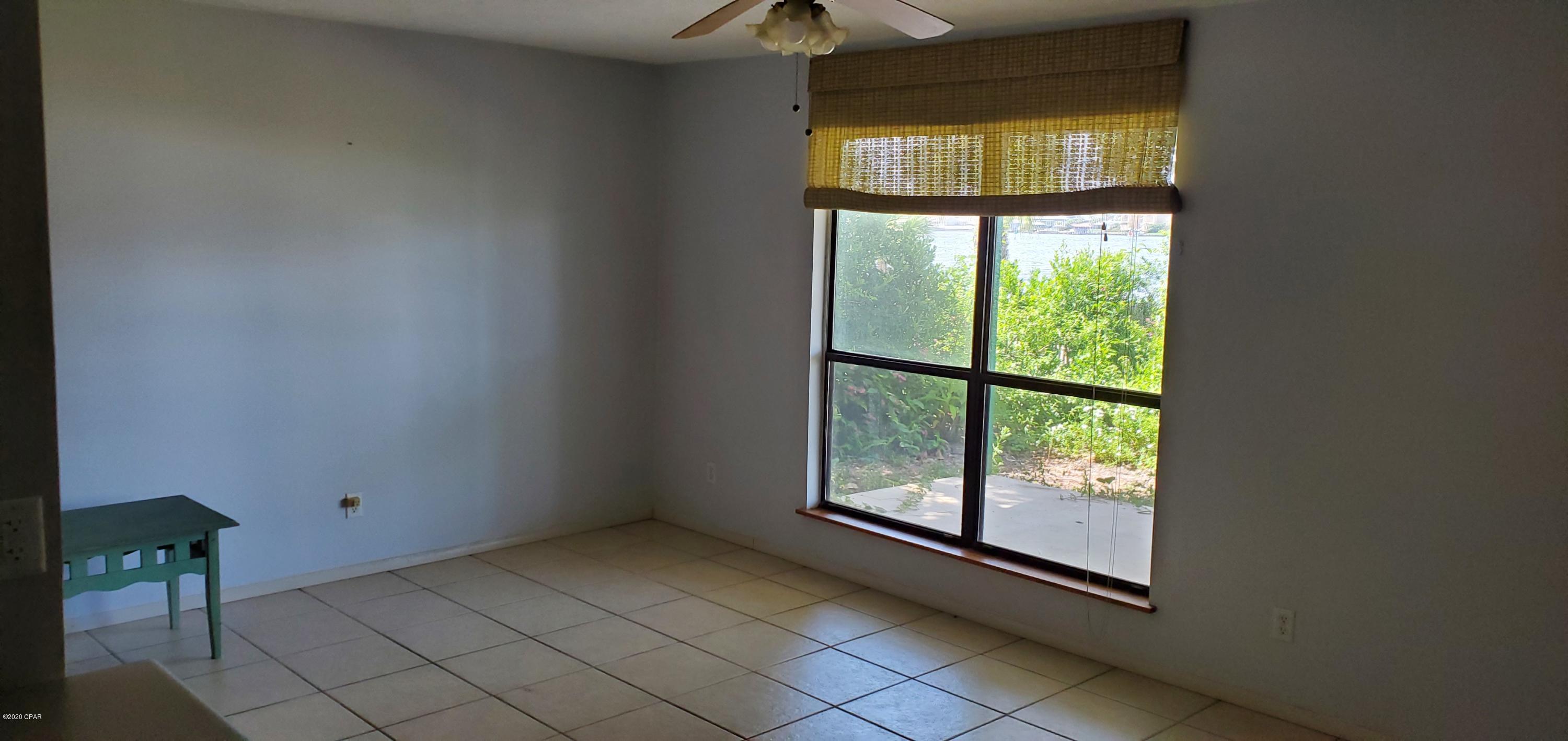 Biltmore Beach 1st Add - Residential