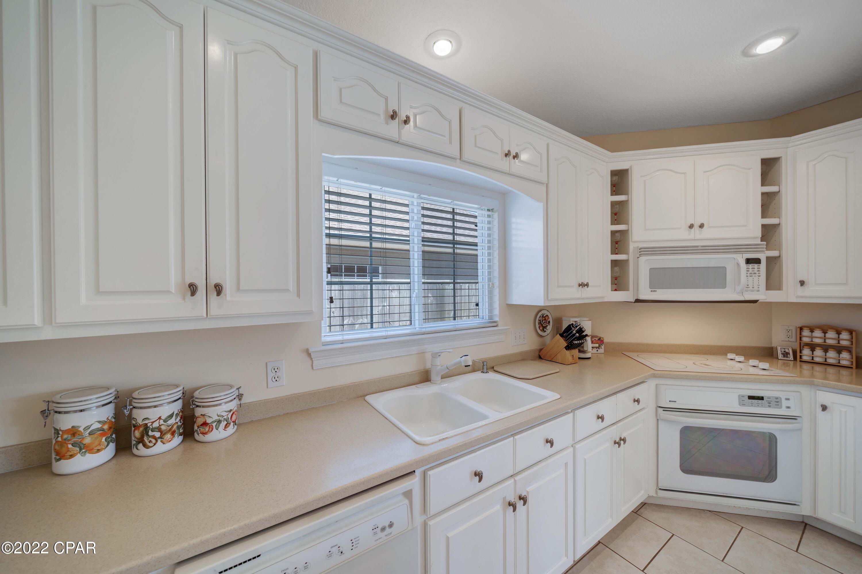 Pelican Bay - Residential