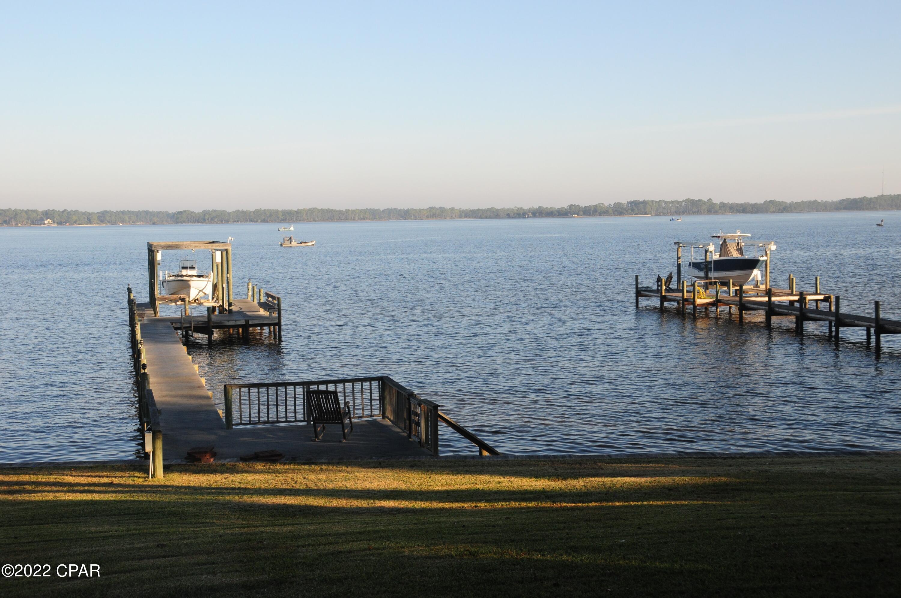 Tropical Bay - Residential