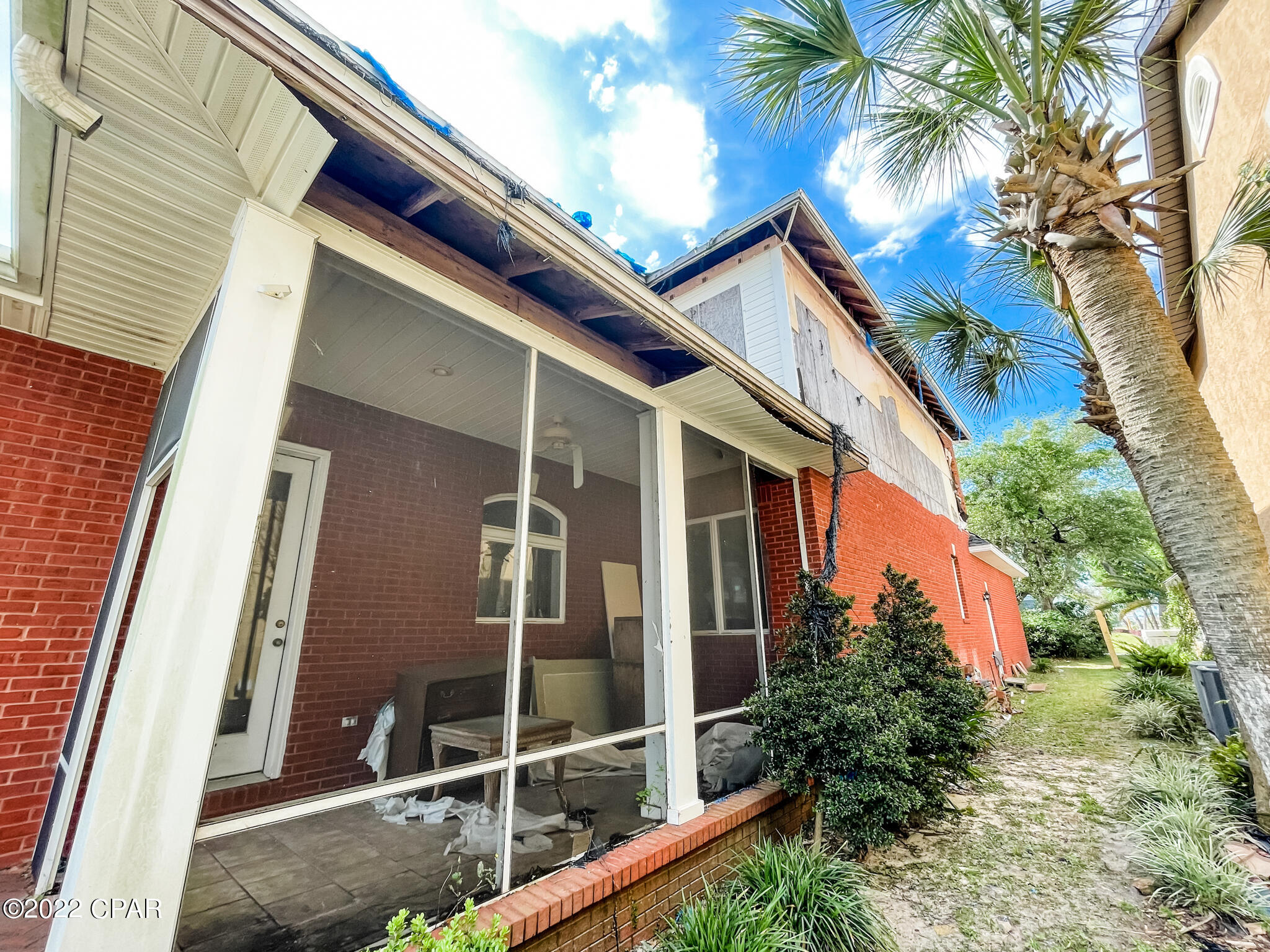 Tropical Bay - Residential