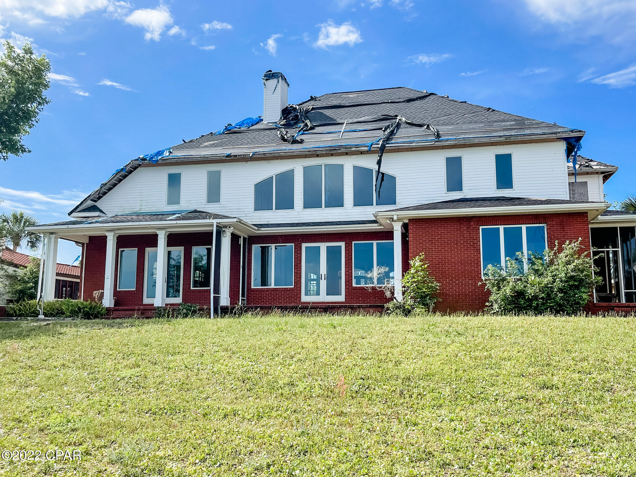 Tropical Bay - Residential