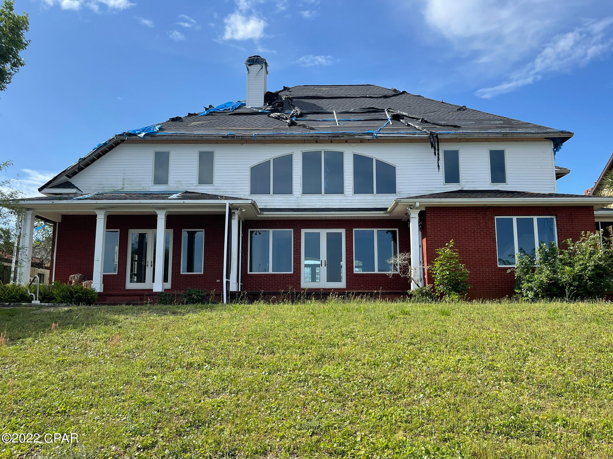 Tropical Bay - Residential