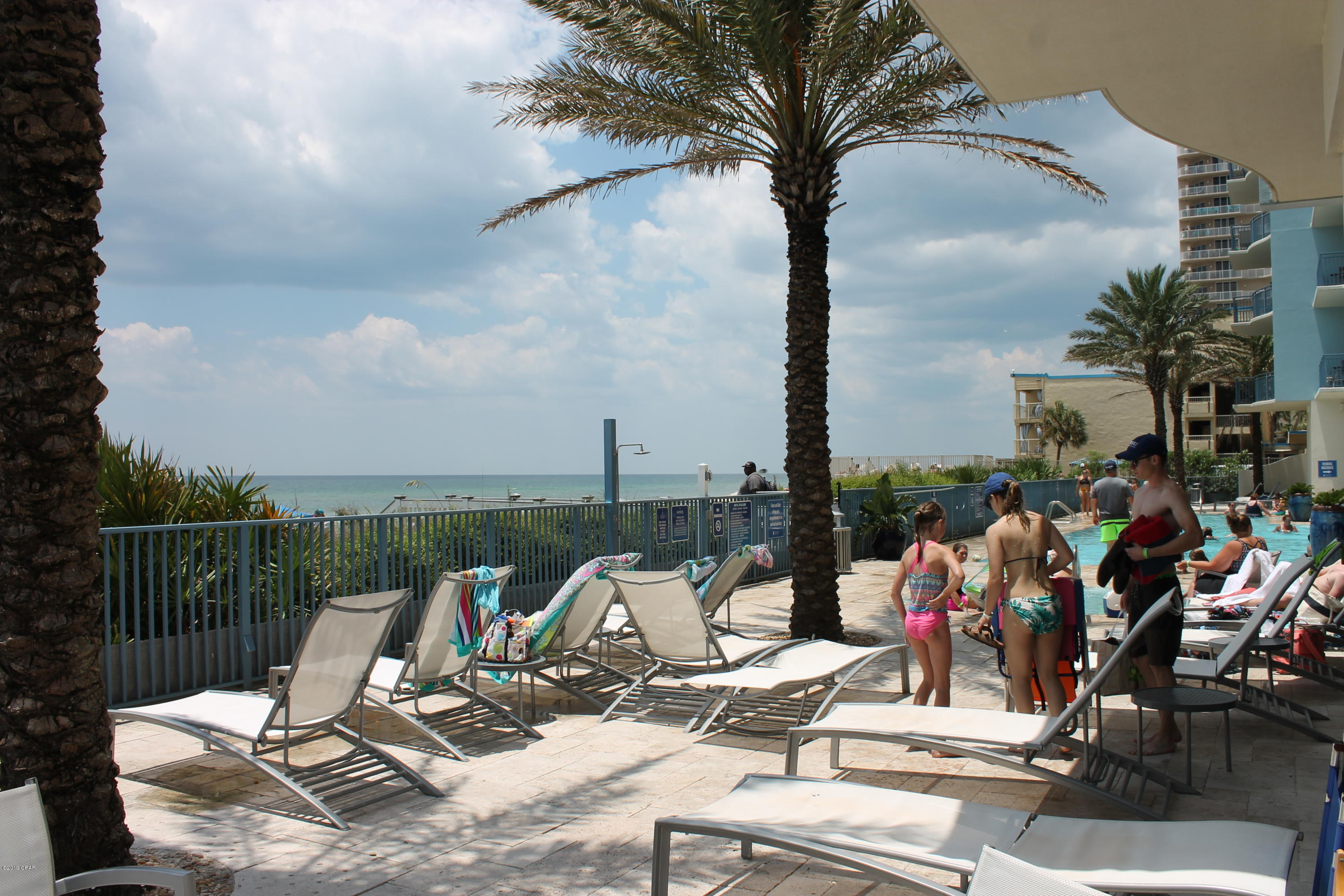 Sterling Breeze - Residential