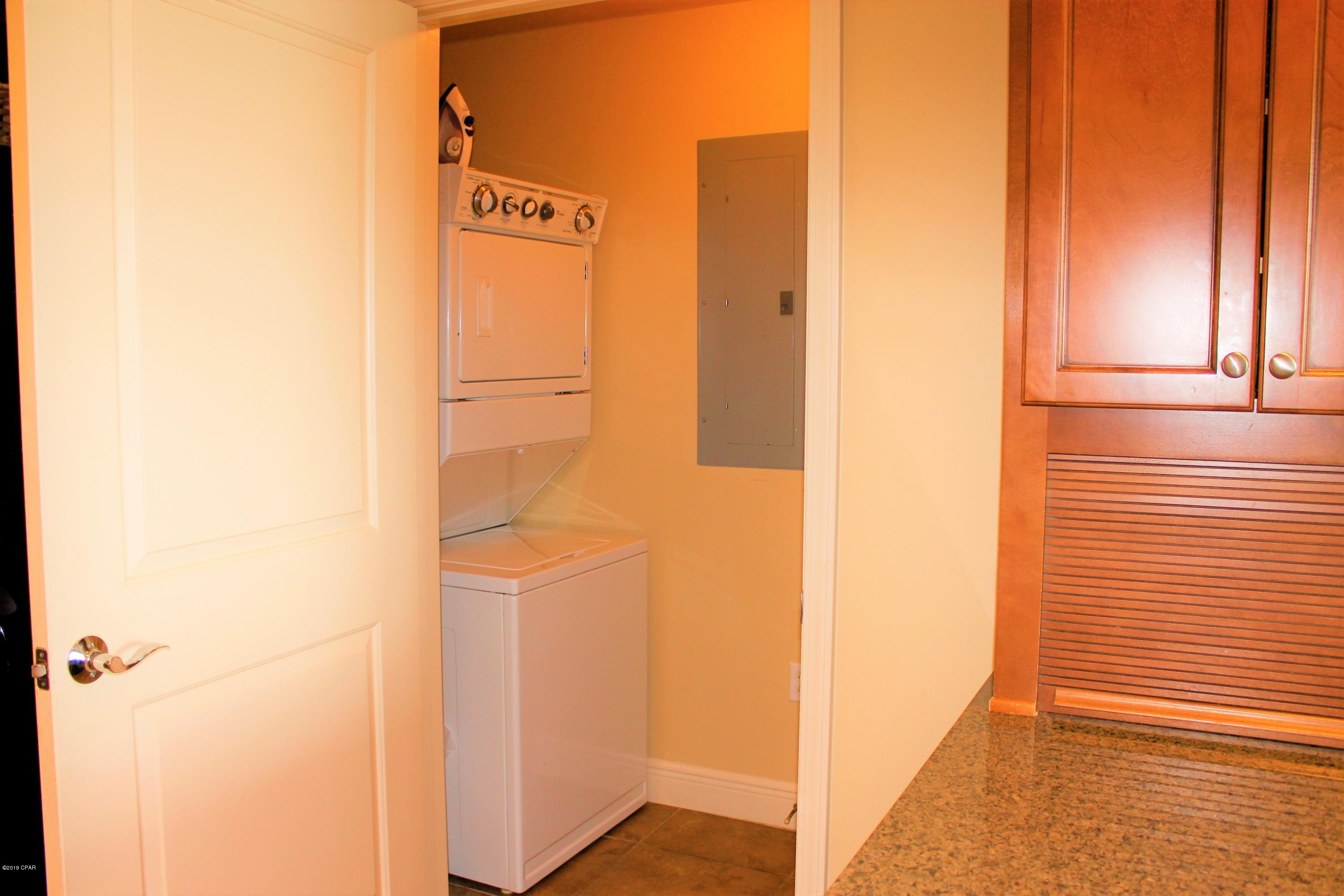 Sterling Breeze - Residential