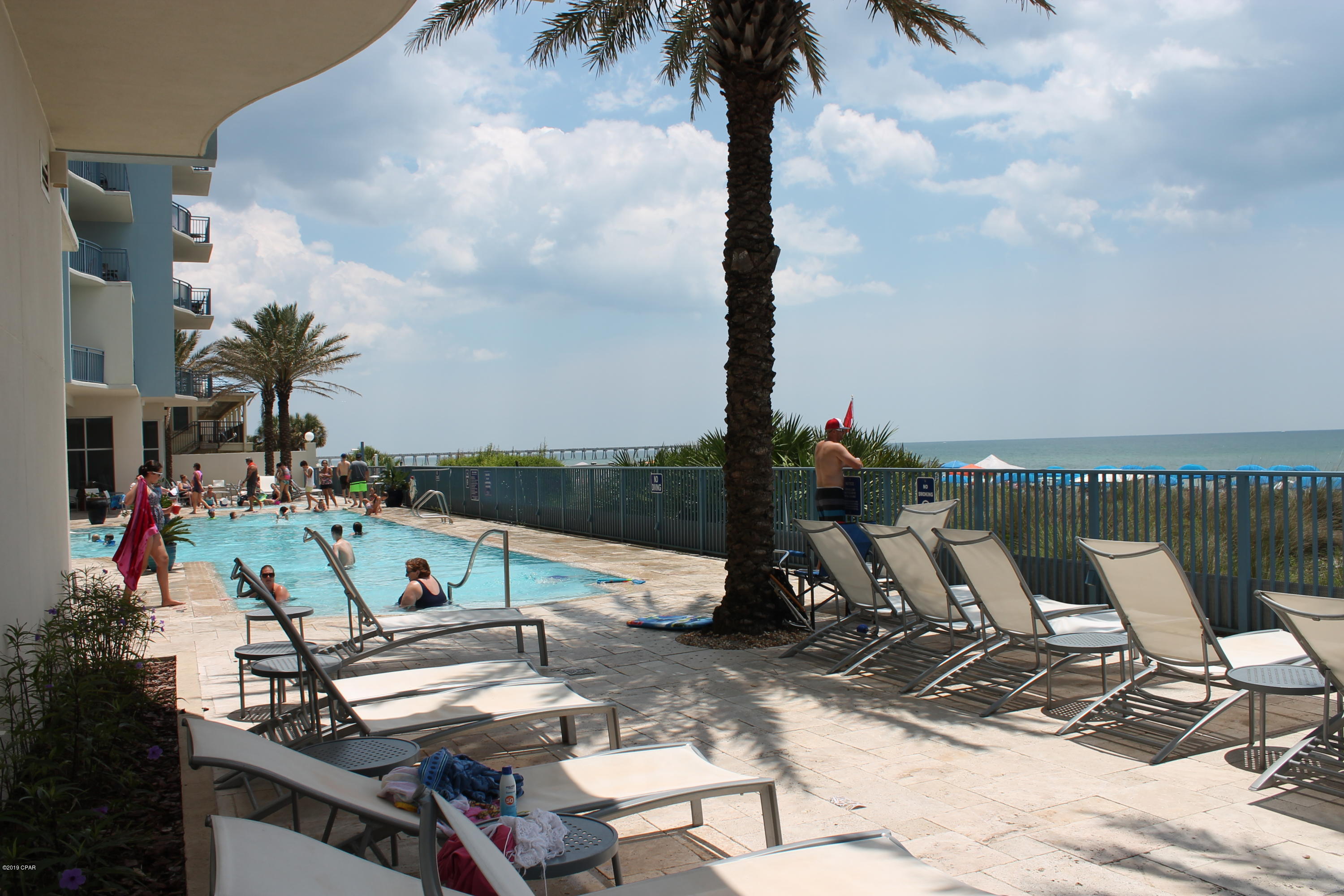 Sterling Breeze - Residential