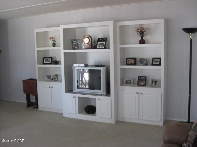 North Lagoon Oaks 7th Add - Residential