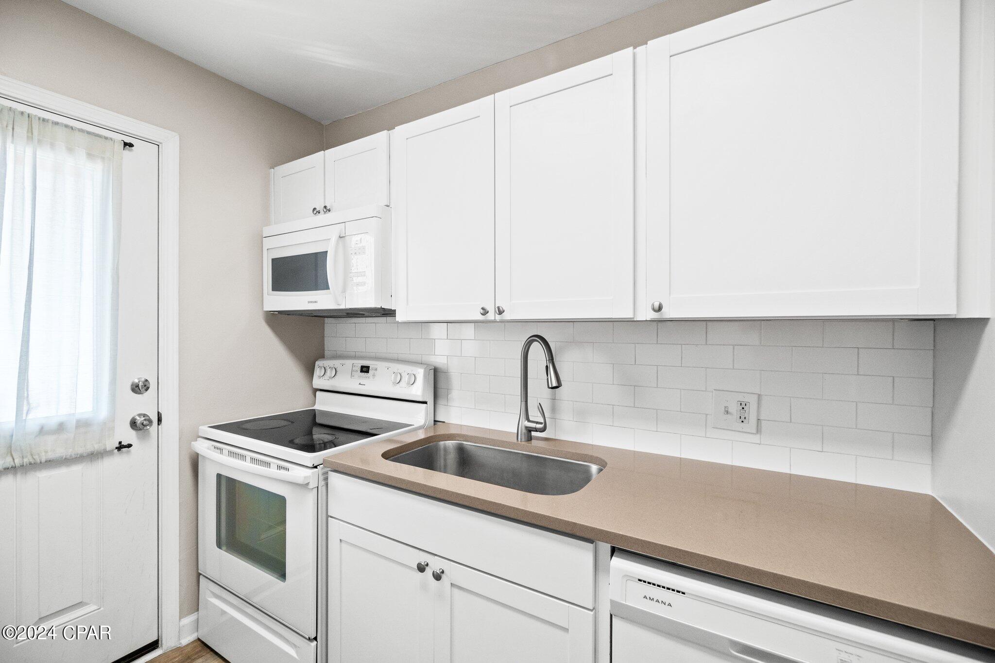 Landmark On St. Andrews Bay - Residential