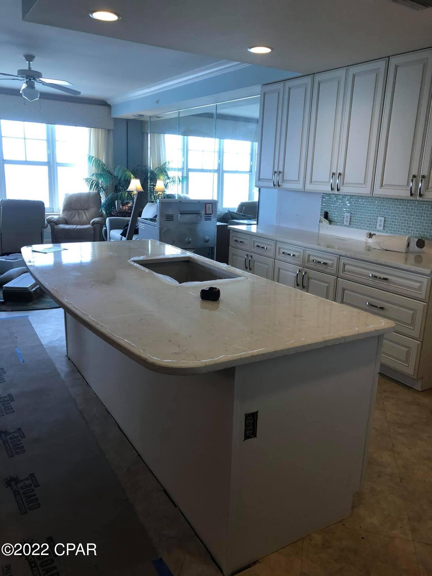 En Soleil Condo - Residential