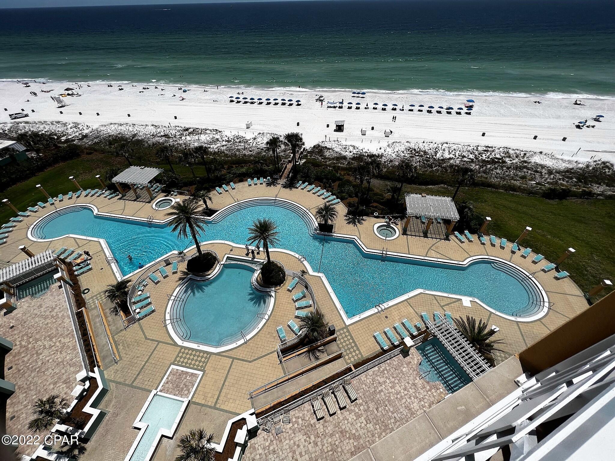 En Soleil Condo - Residential