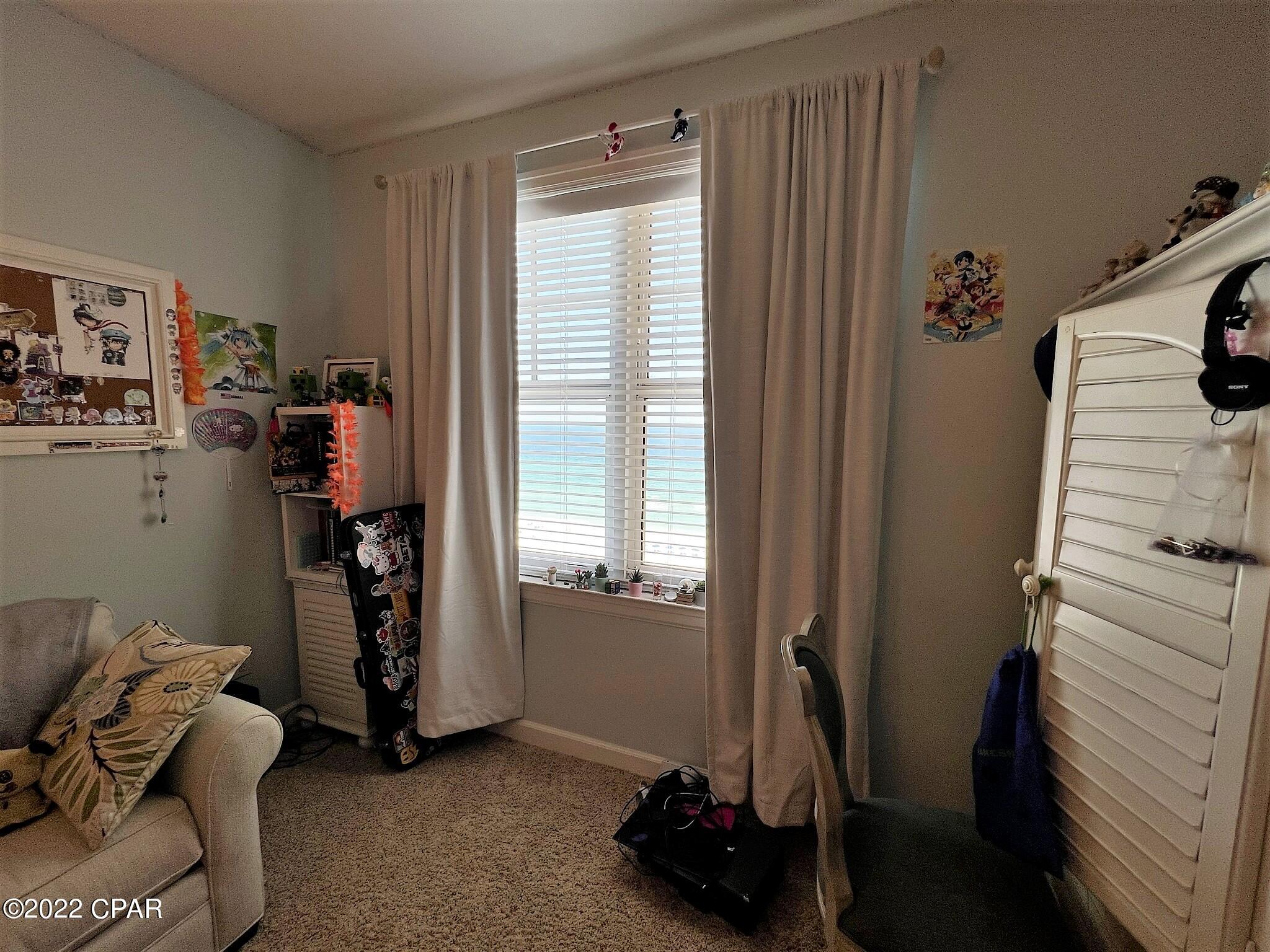 En Soleil Condo - Residential