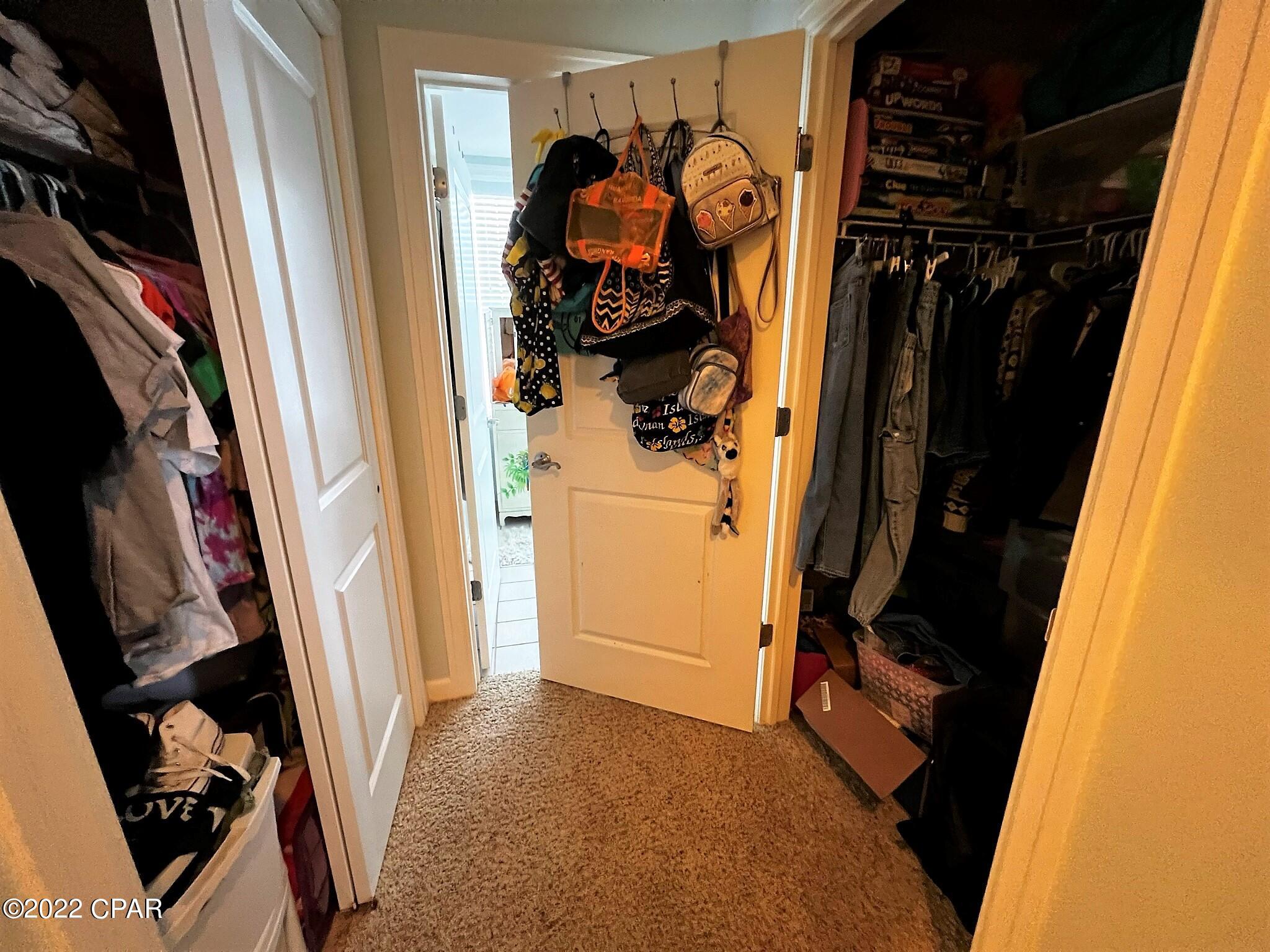 En Soleil Condo - Residential