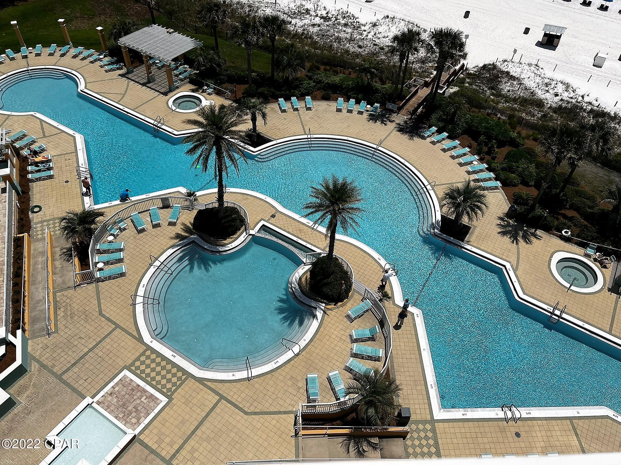 En Soleil Condo - Residential