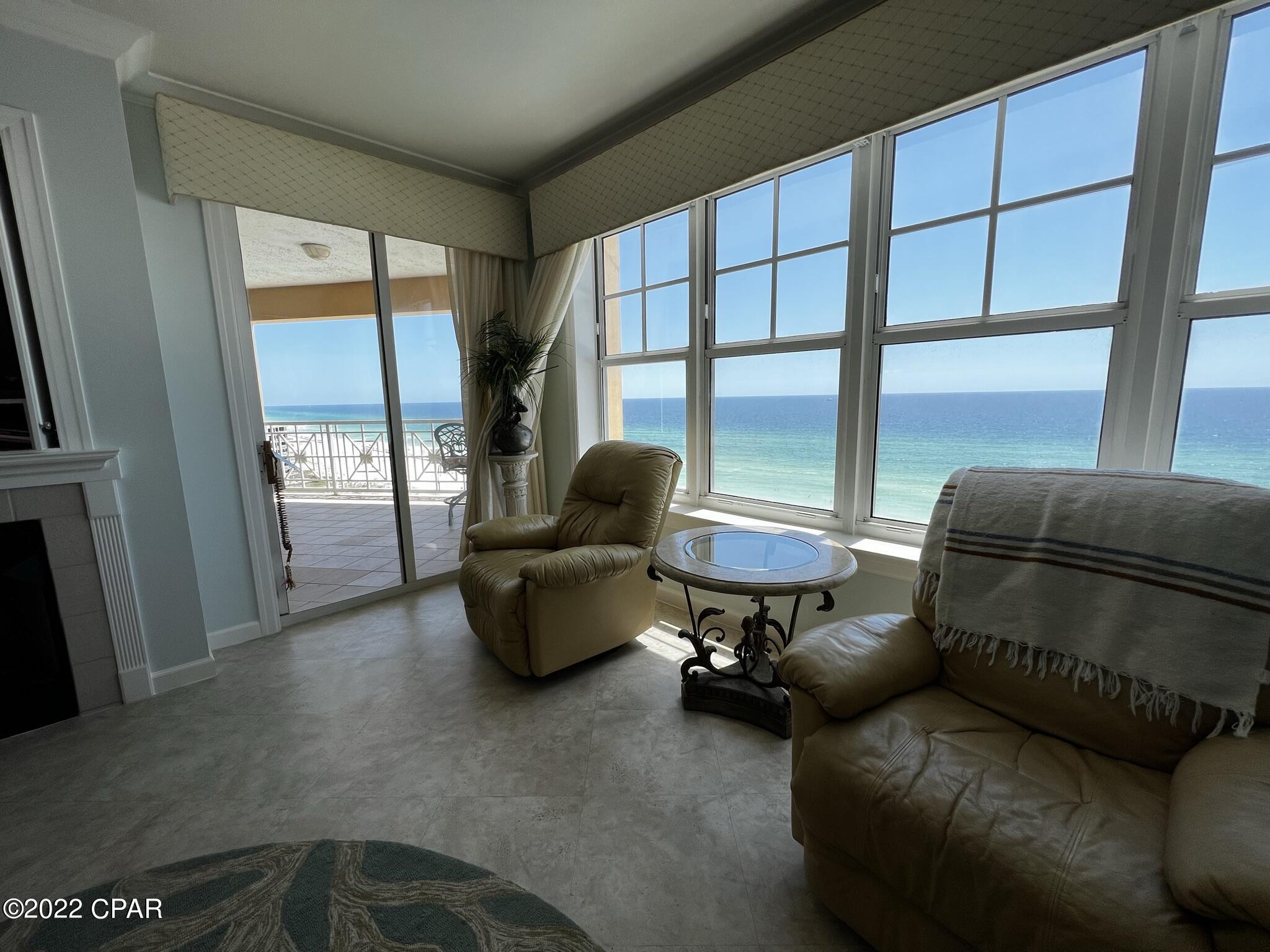 En Soleil Condo - Residential