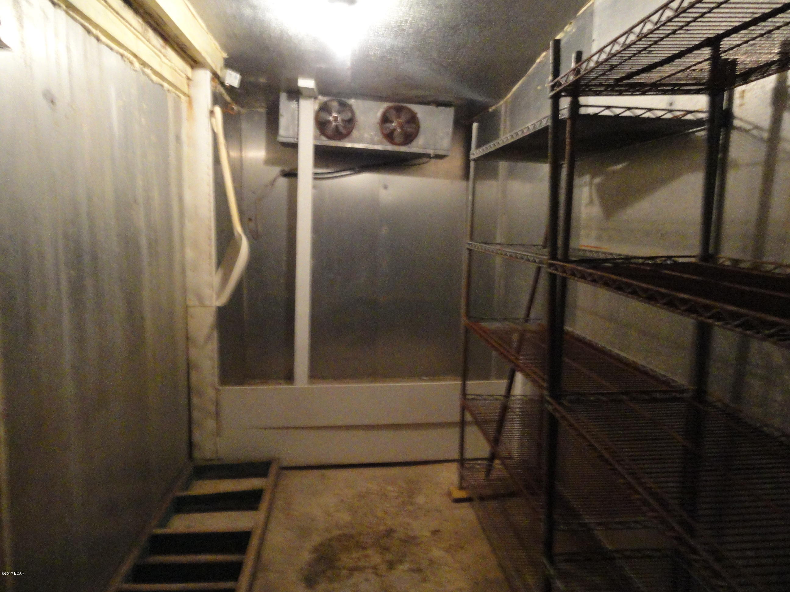 [No Recorded Subdiv] - Commercial Sale