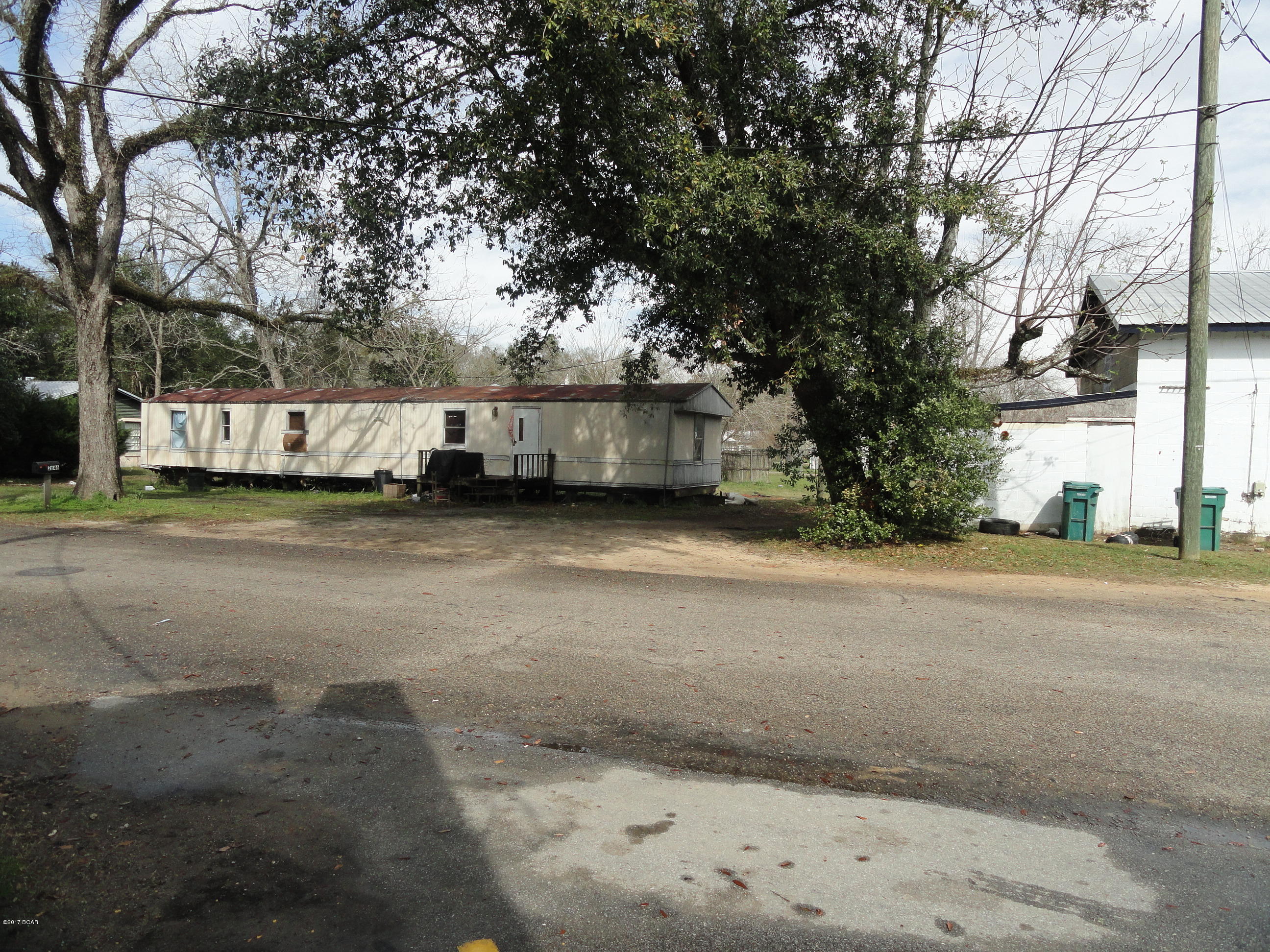 [No Recorded Subdiv] - Commercial Sale