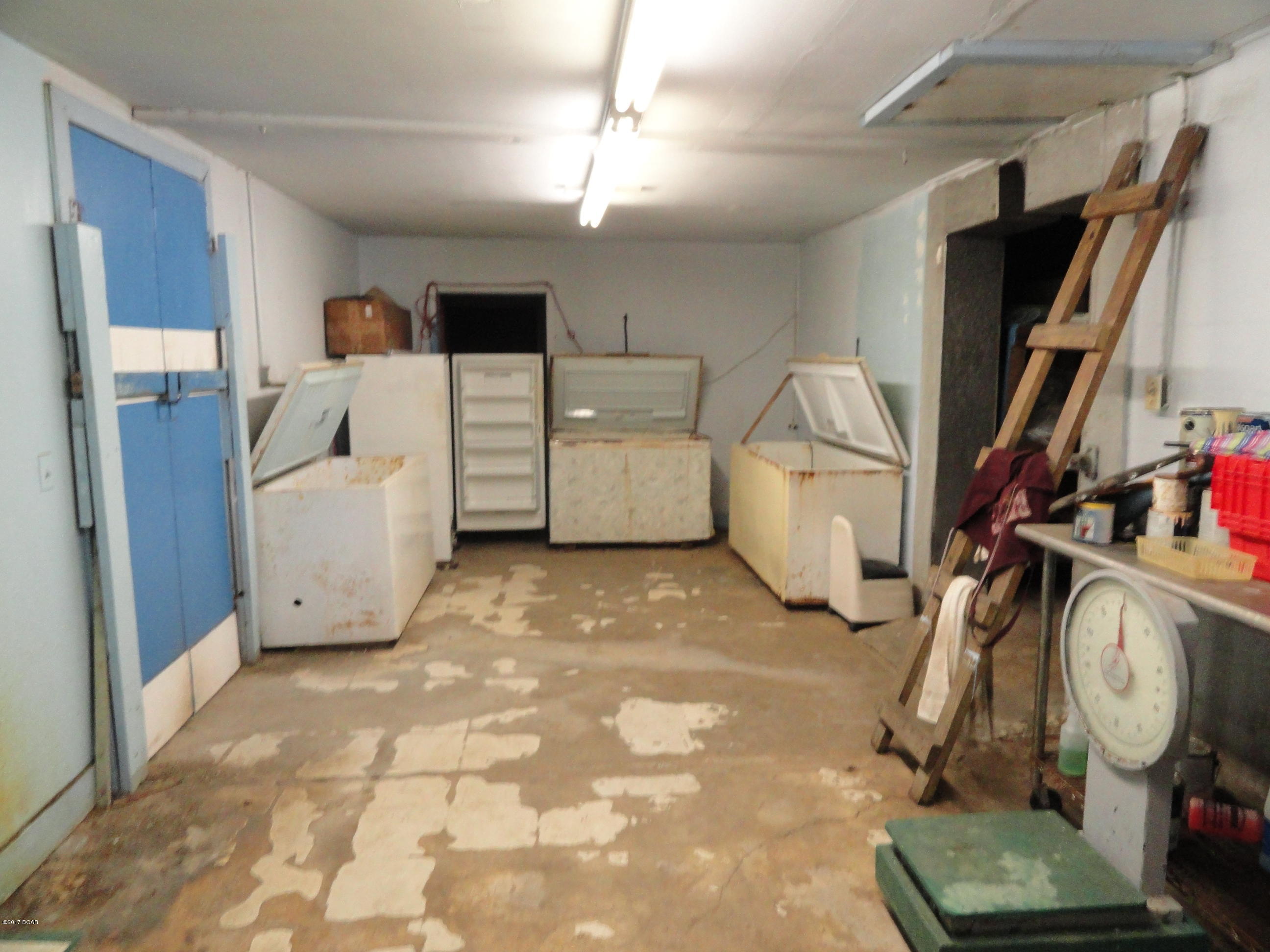 [No Recorded Subdiv] - Commercial Sale