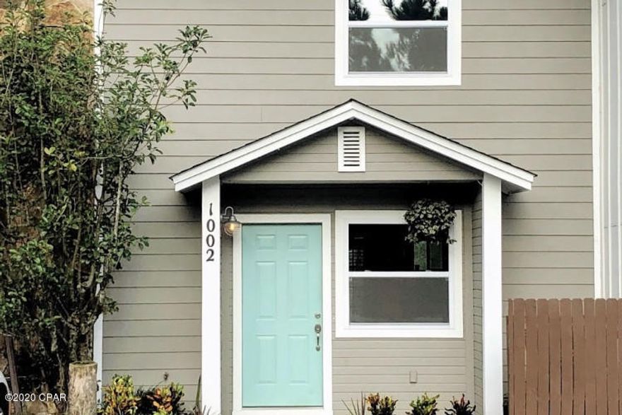 This fully updated townhouse is a hidden gem.  It is tucked away on a quiet street with a backyard overlooking a gorgeous pond. It is part of the Harbor Town community giving you access to 2 pools, tennis courts, a clubhouse, and recreation area.  The kitchen and baths have been fully remodeled with new flooring and paint throughout the house. I love the balcony and deck overlooking a beautiful pond full of fish, turtles, and other wildlife.  The morning sun rises perfectly over the pond creating calendar worthy scenic views.  The water is so clear that you can perfectly see the abundance of brim, large bass, and turtles as they come right up to the deck extending out over the water. Enjoy fishing, paddling, or just relaxing in this picturesque environment in your own backyard