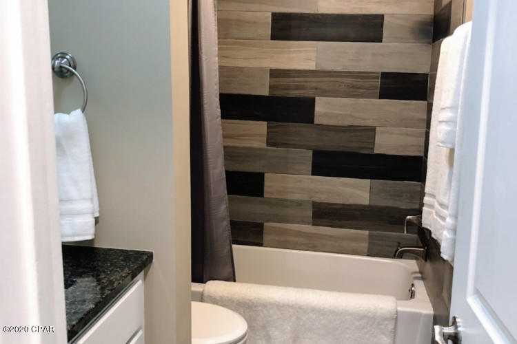 Harbour Towne - Residential