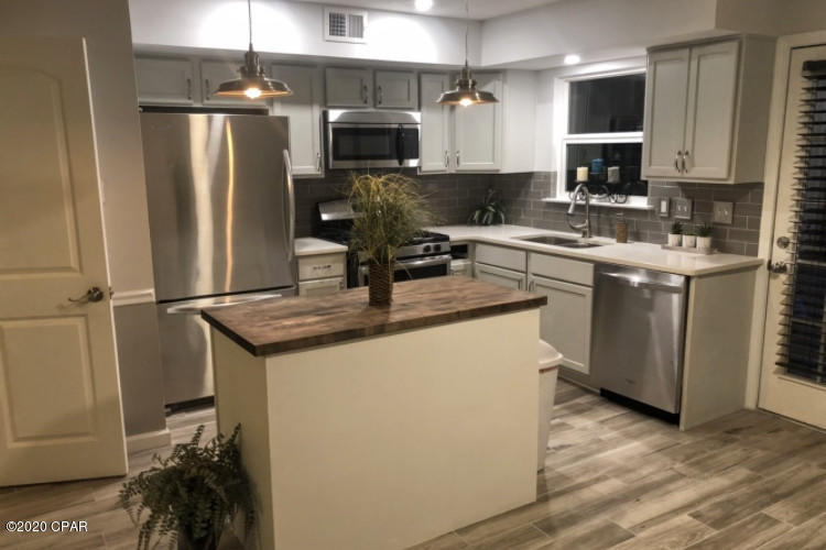 Harbour Towne - Residential