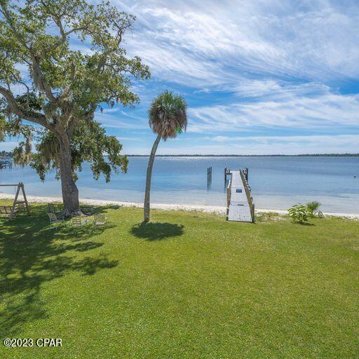 Bay Club Condo Ph 2 - Residential