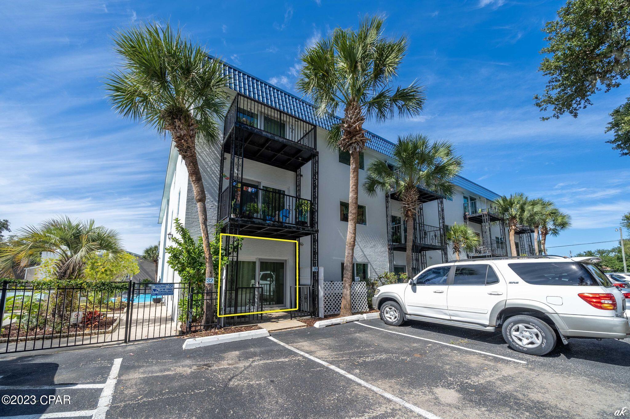 Bay Club Condo Ph 2 - Residential