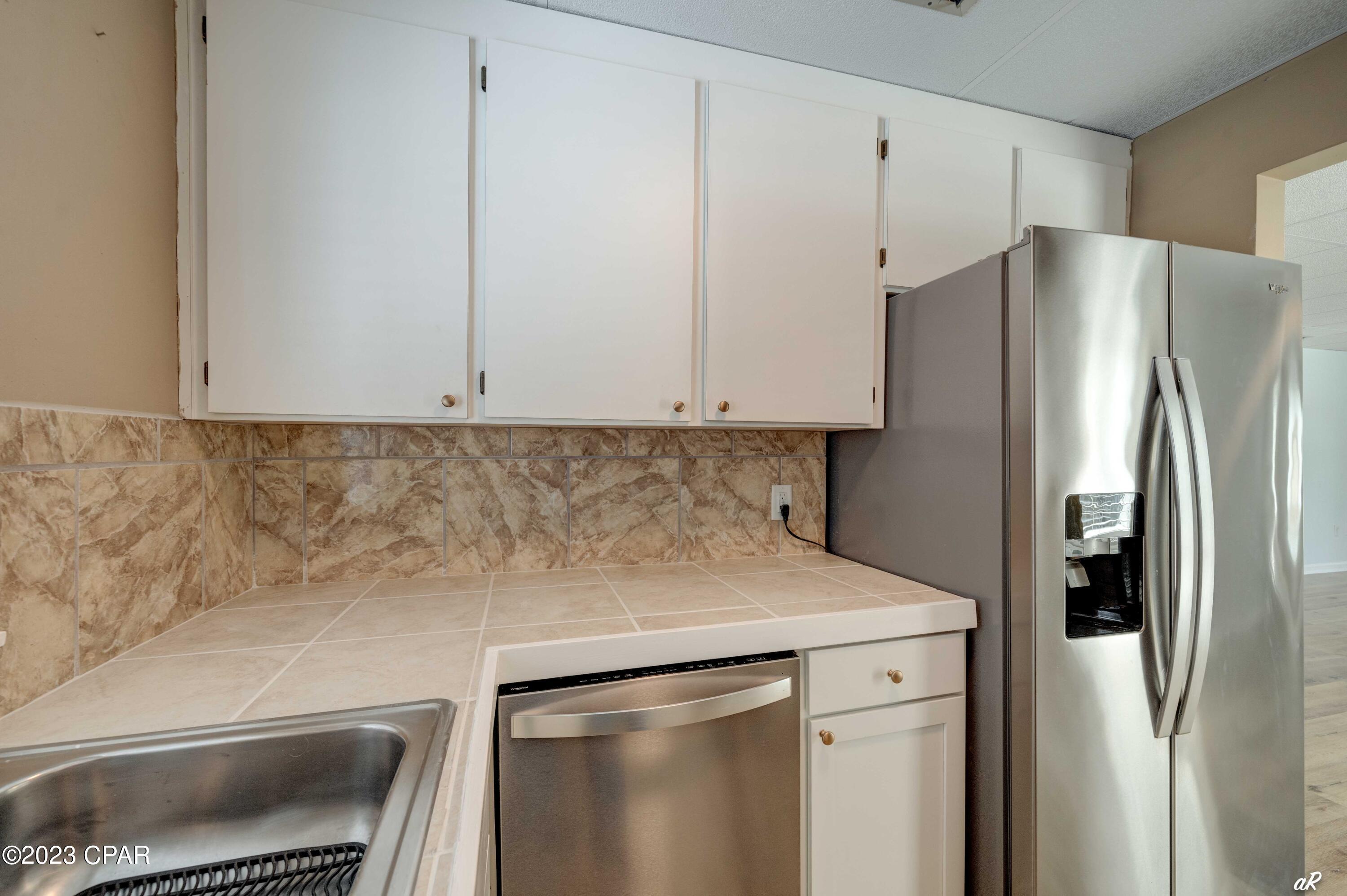 Bay Club Condo Ph 2 - Residential