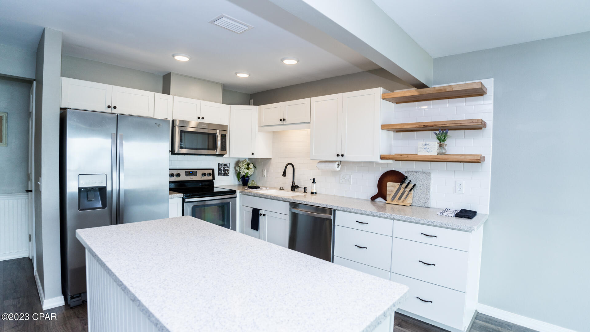 Oakshore Villas Twnhs - Residential