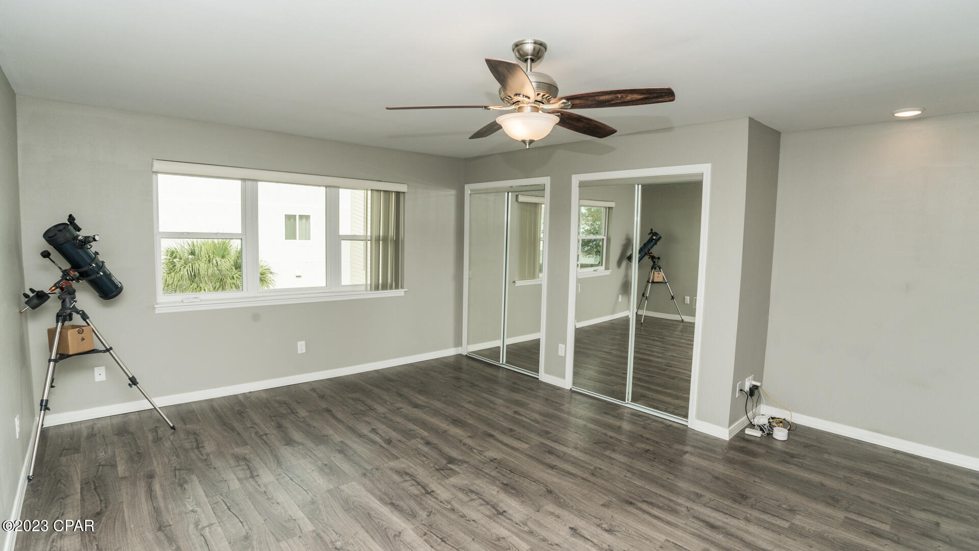 Oakshore Villas Twnhs - Residential