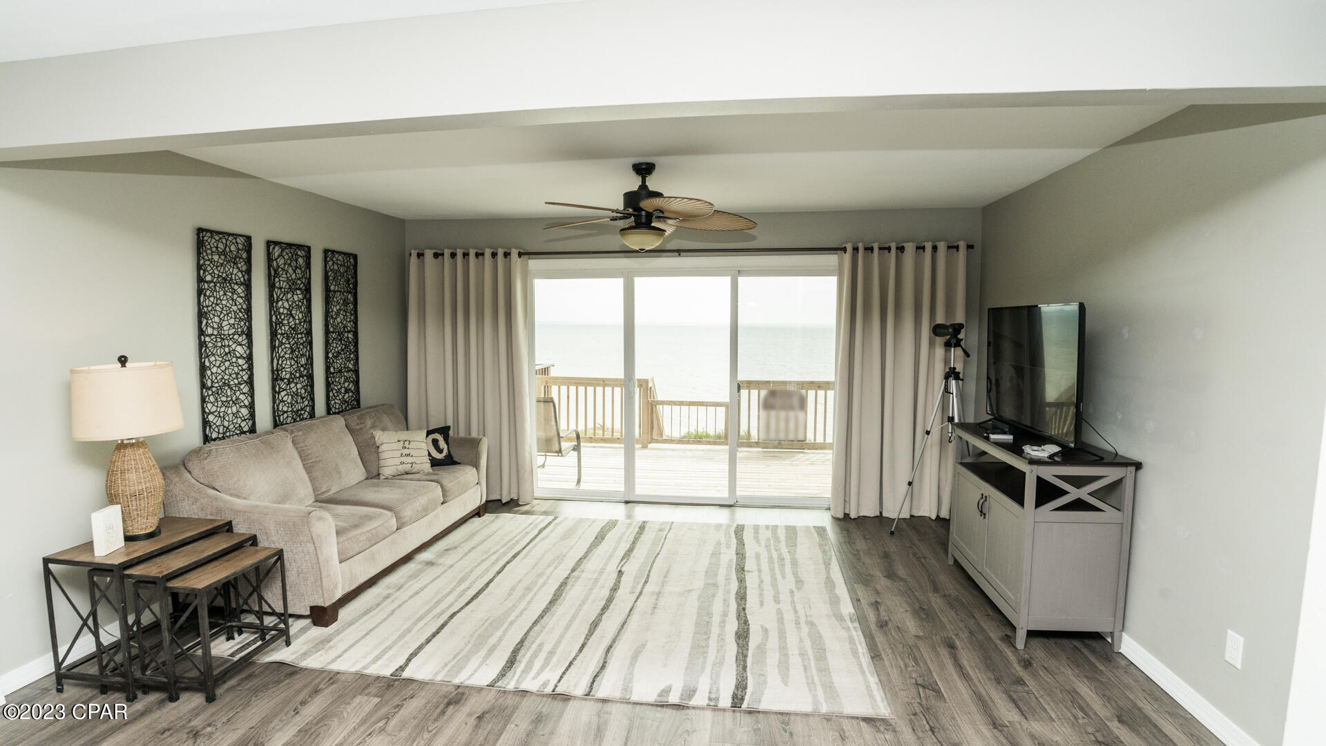 Oakshore Villas Twnhs - Residential