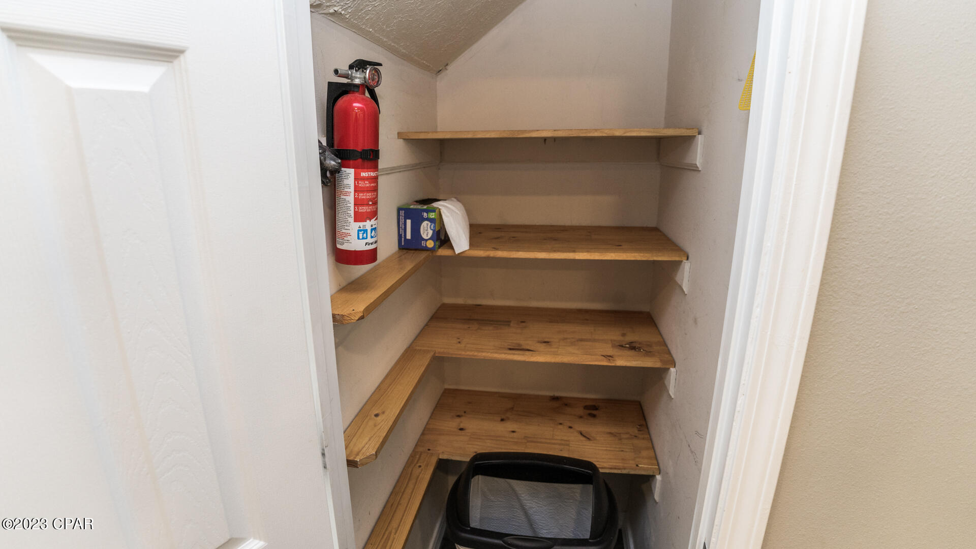 Oakshore Villas Twnhs - Residential