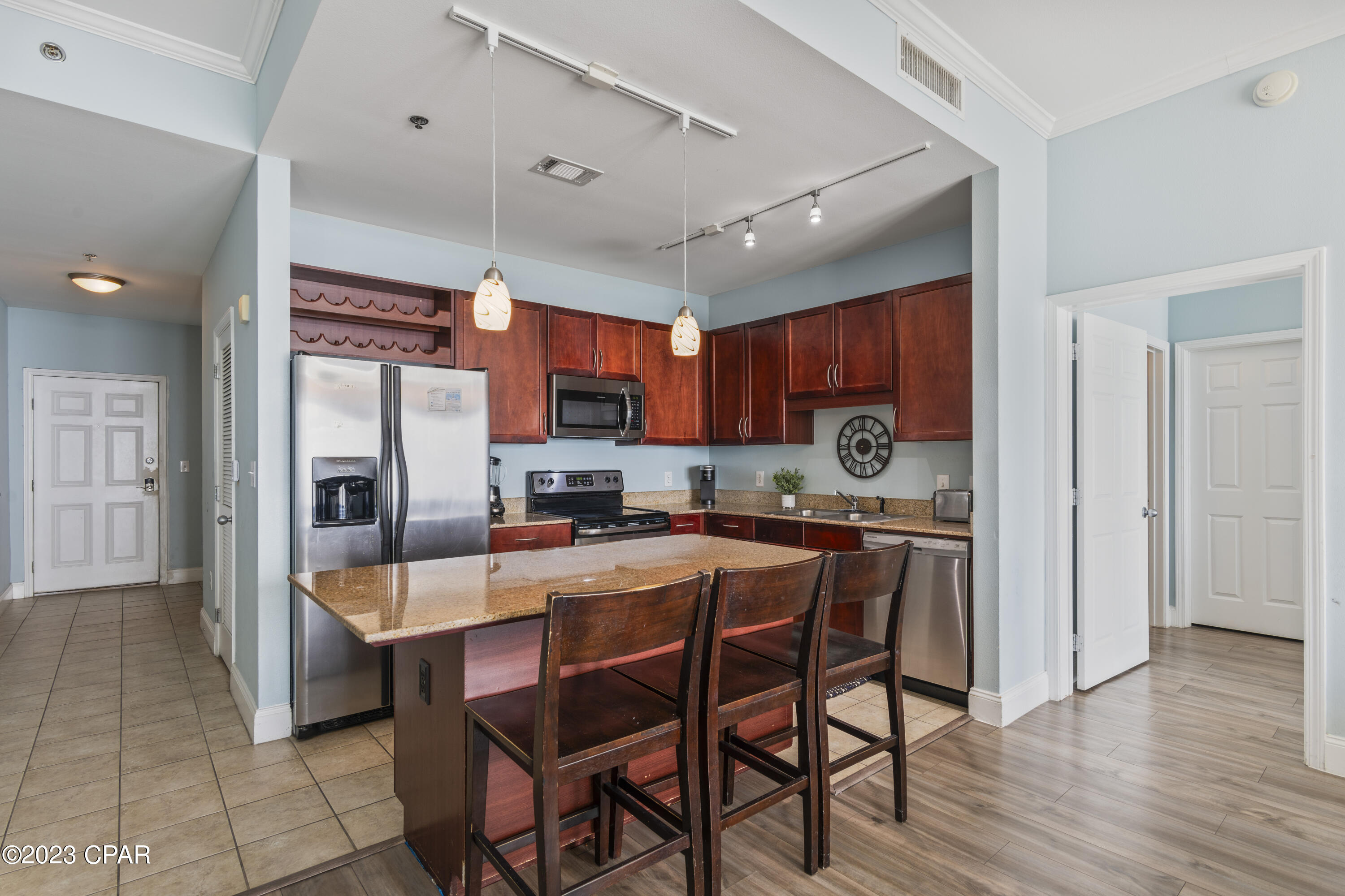 Laketown Wharf - Residential